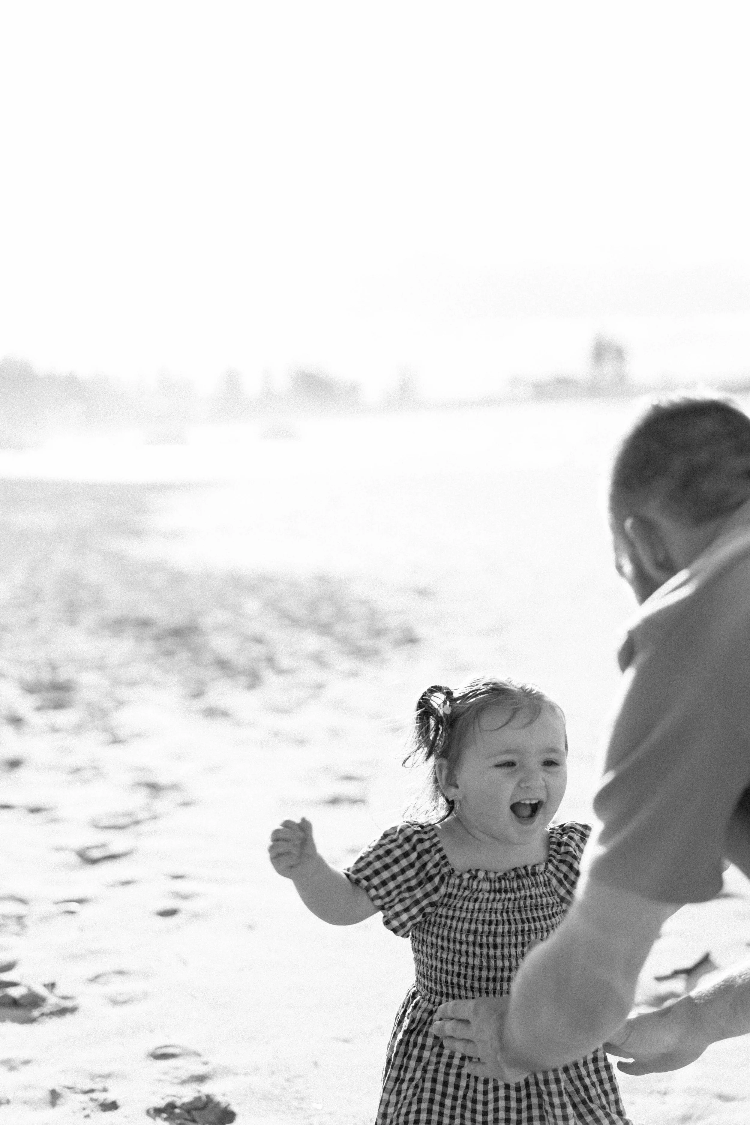 Newborn-Shoot-TownsBeach-181.jpg