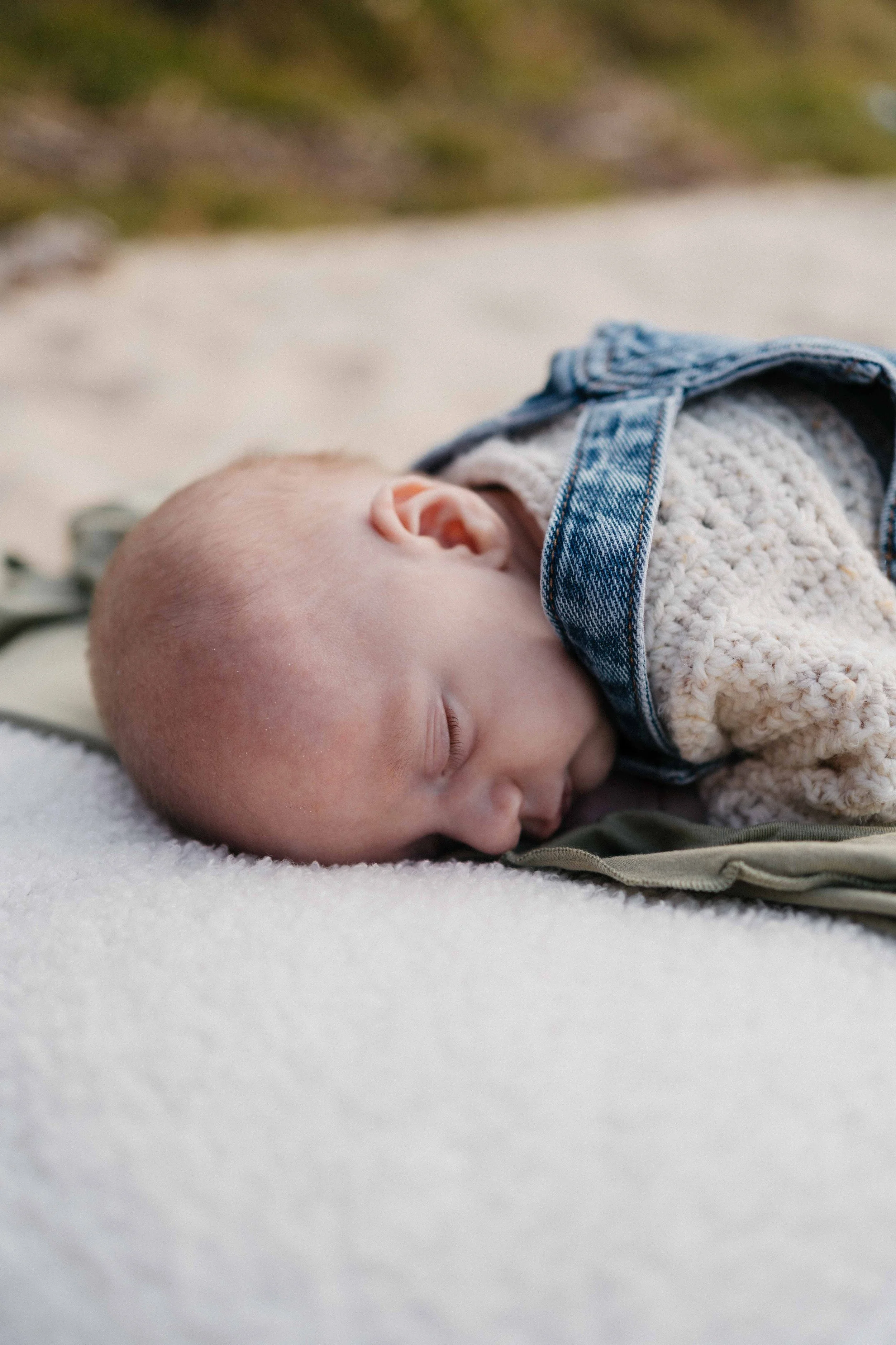 Newborn-Shoot-TownsBeach-4.jpg