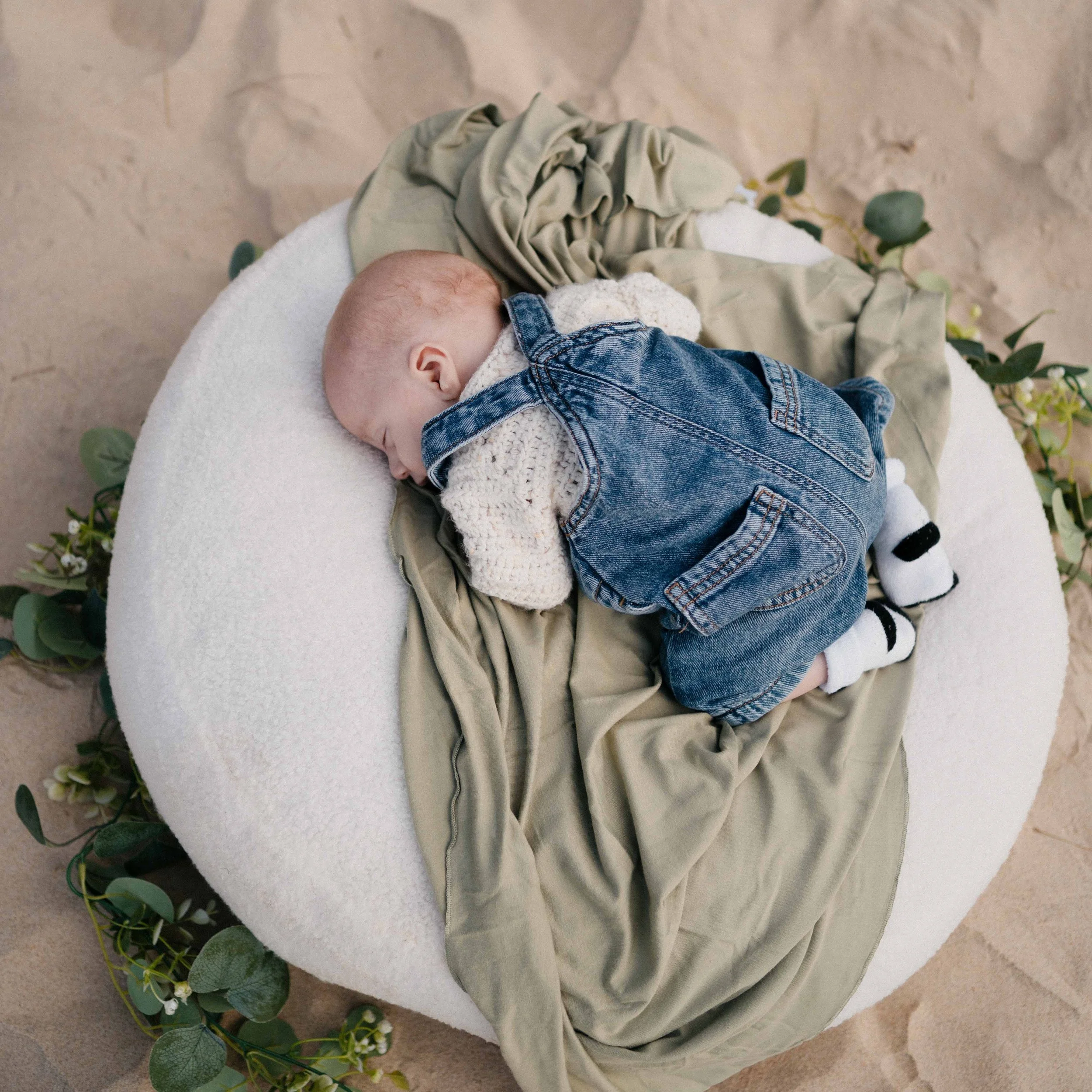 Newborn-Shoot-TownsBeach-6.jpg