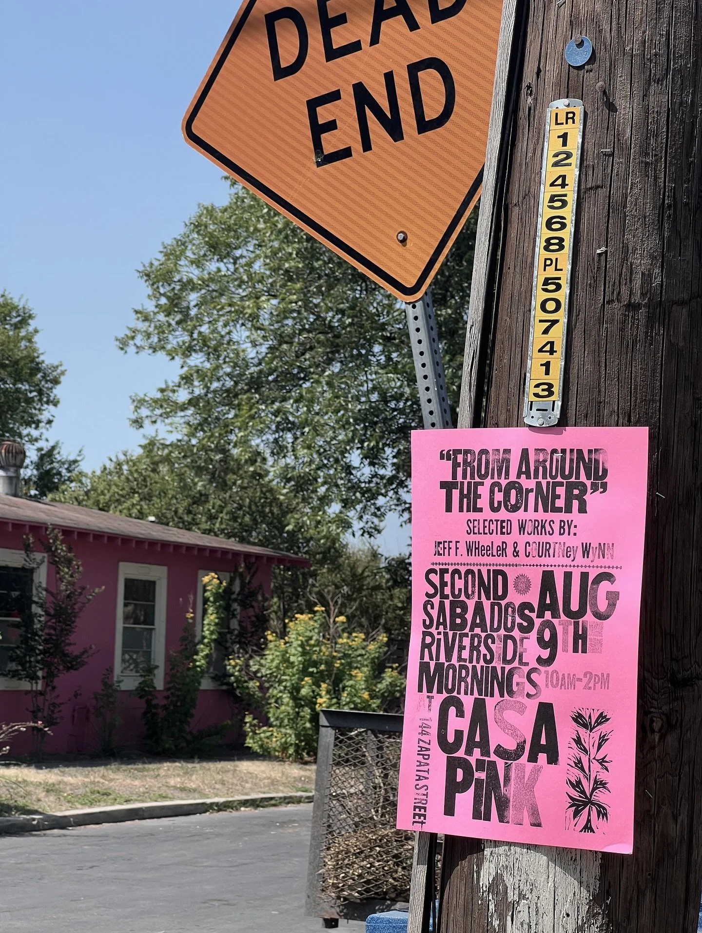 Second Saturday in River Artes ft. @edsaavedraart and @casapinktx and good ol’ south side hospitality. 
#sanantonio #do210 #sanantoniolife #sanantonioart #secondsaturday #