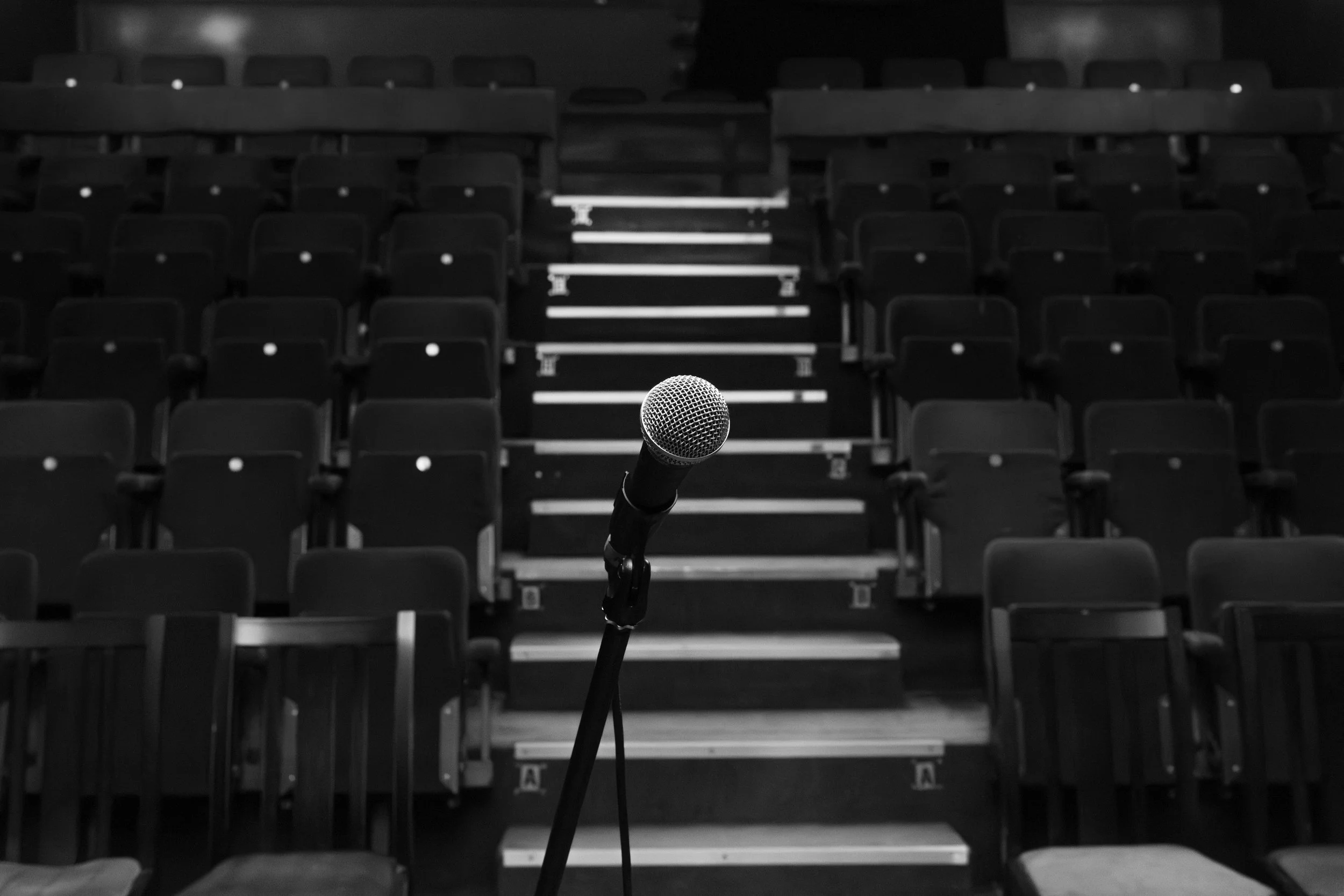 Pauline Eyre Tabard Theatre mono hi res (8).jpg