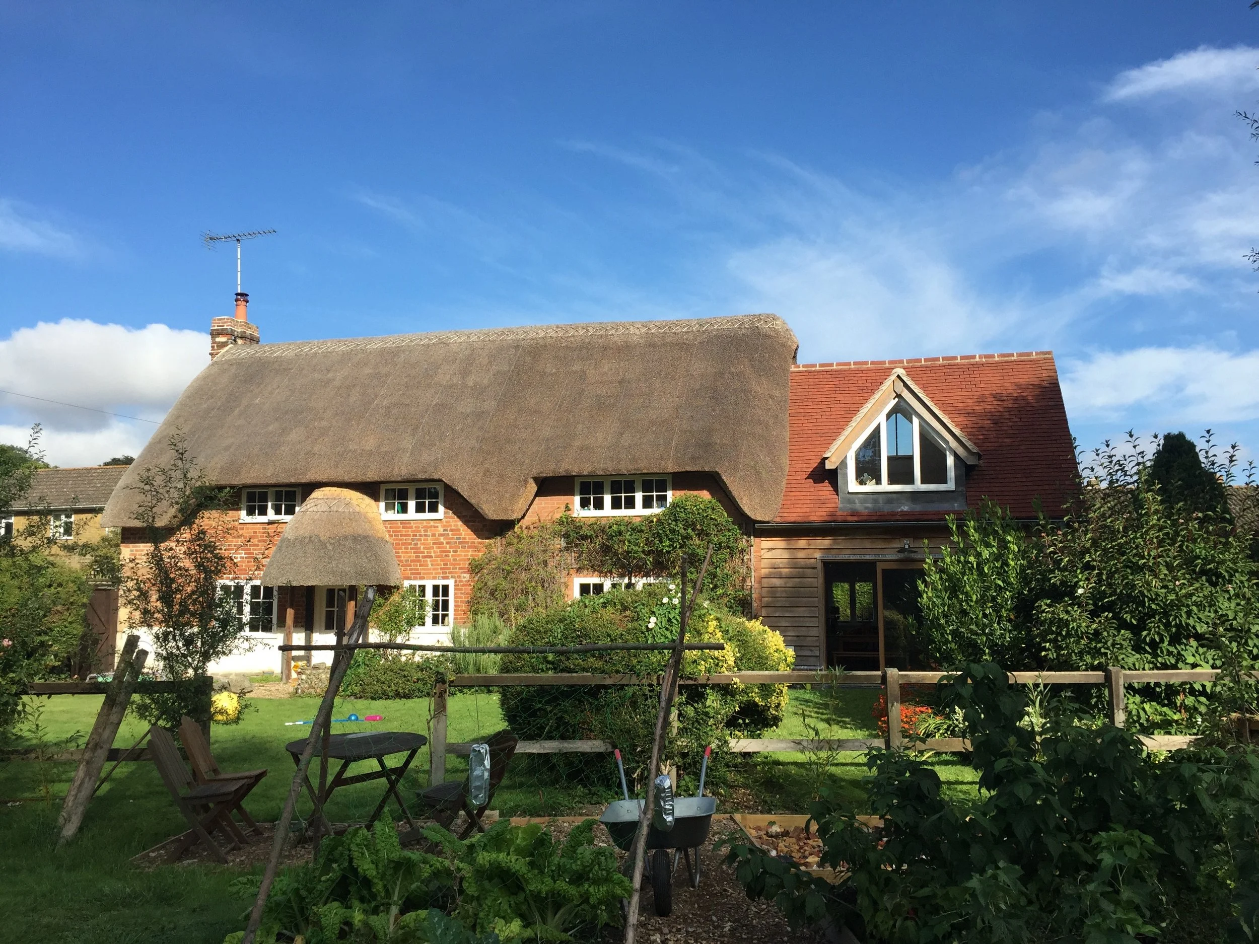 Side extension to Grade 2 listed cottage
