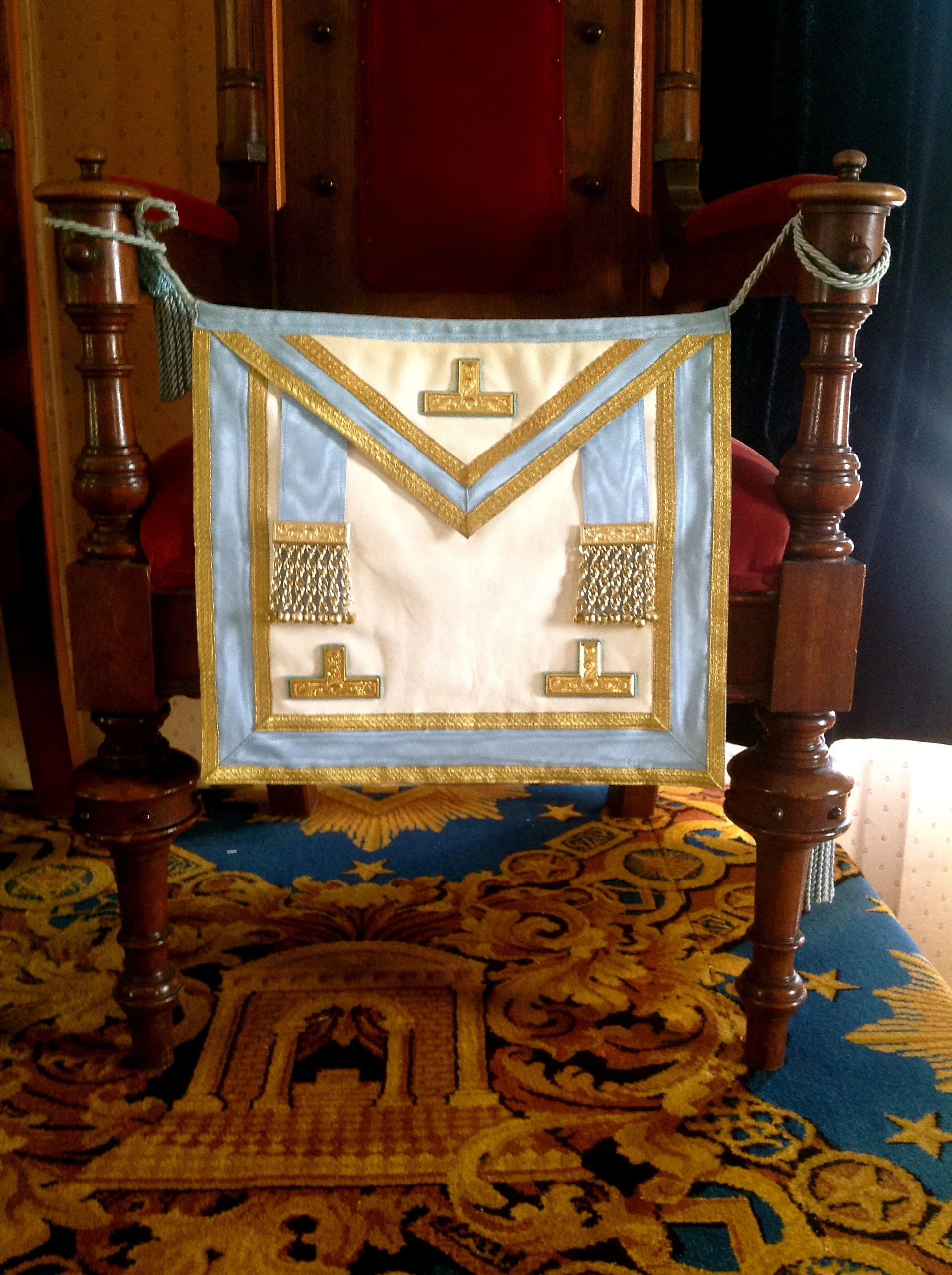 Freemason-apron-worshipful-master