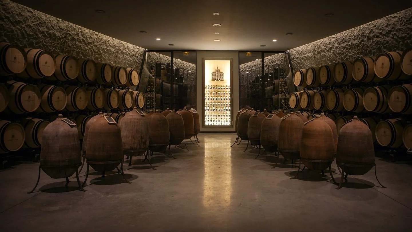 Exp&eacute;riences, Bordeaux | D&eacute;couvrez les plus beaux ch&acirc;teaux de la r&eacute;gion bordelaise au fil d&rsquo;un voyage au c&oelig;ur du vin. D&eacute;gustations, rencontres et &eacute;l&eacute;gance &agrave; la fran&ccedil;aise, orches