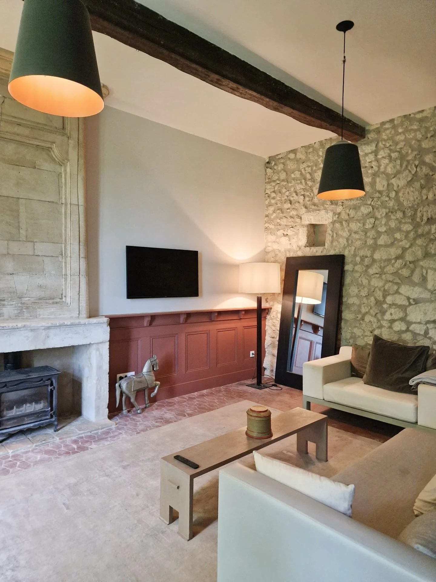 Location de vacances et &eacute;v&egrave;nementielle, r&eacute;gion bordelaise | Le lieu id&eacute;al pour partager des instants pr&eacute;cieux. Entre rires, nature et confort, cette propri&eacute;t&eacute; accueille vos vacances ou week-ends sur me