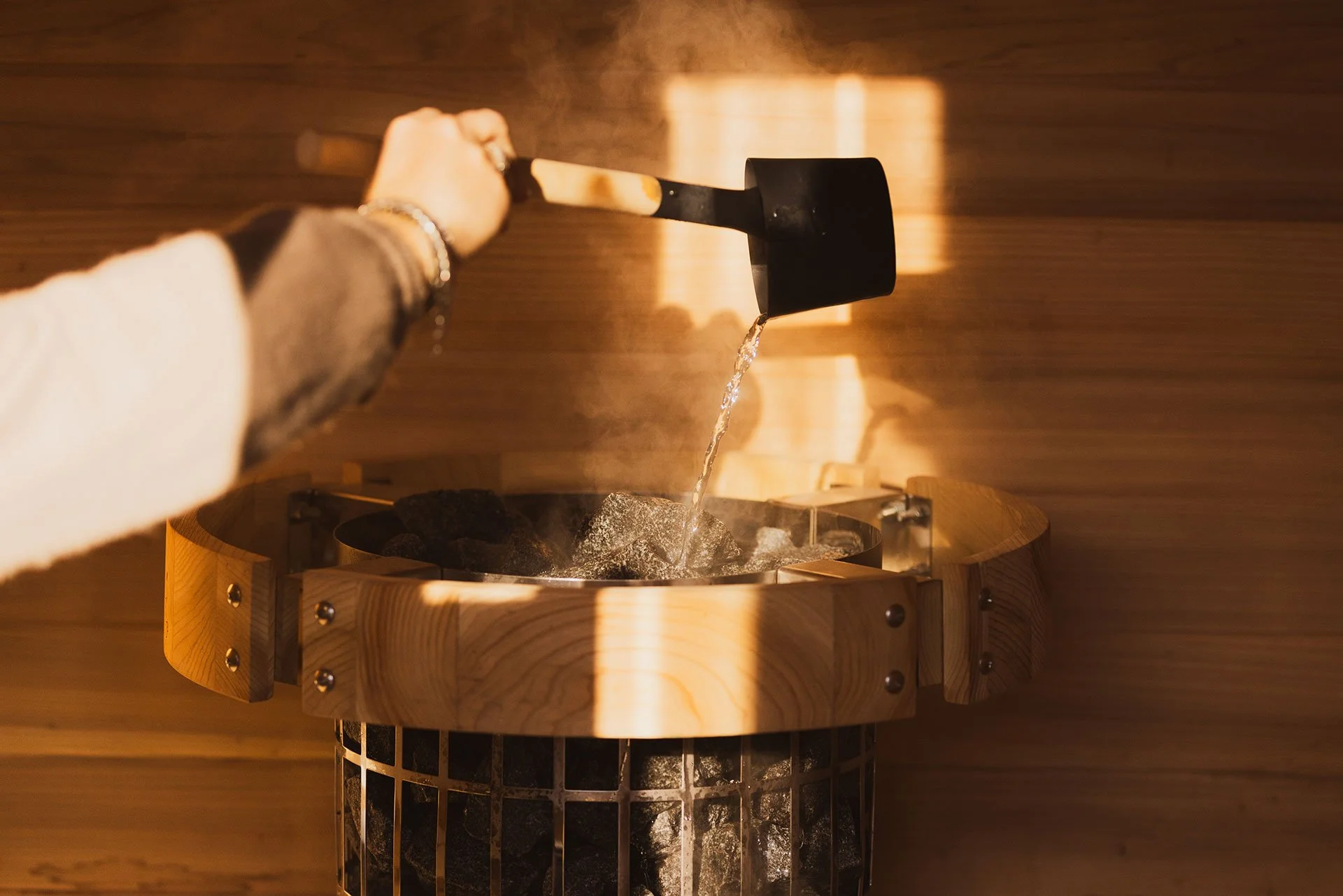 Quartz-Hill-Sauna-steam.jpg