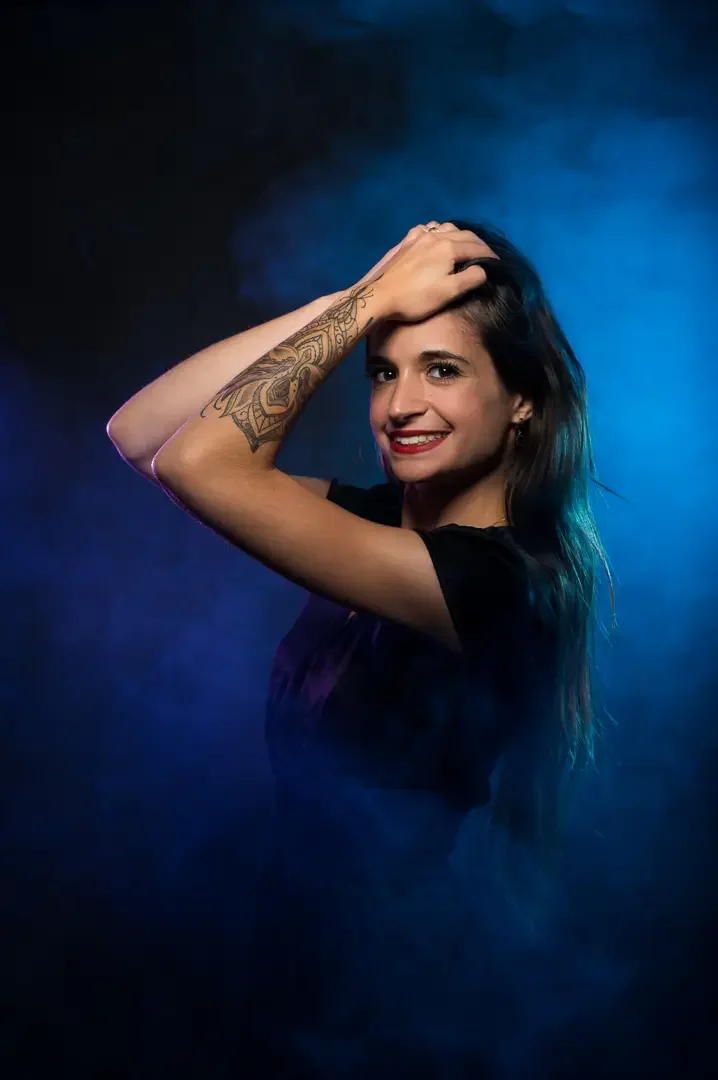 Shooting-photo-studio-portrait-artistique-femme-paris-Arnaud-Deschamps