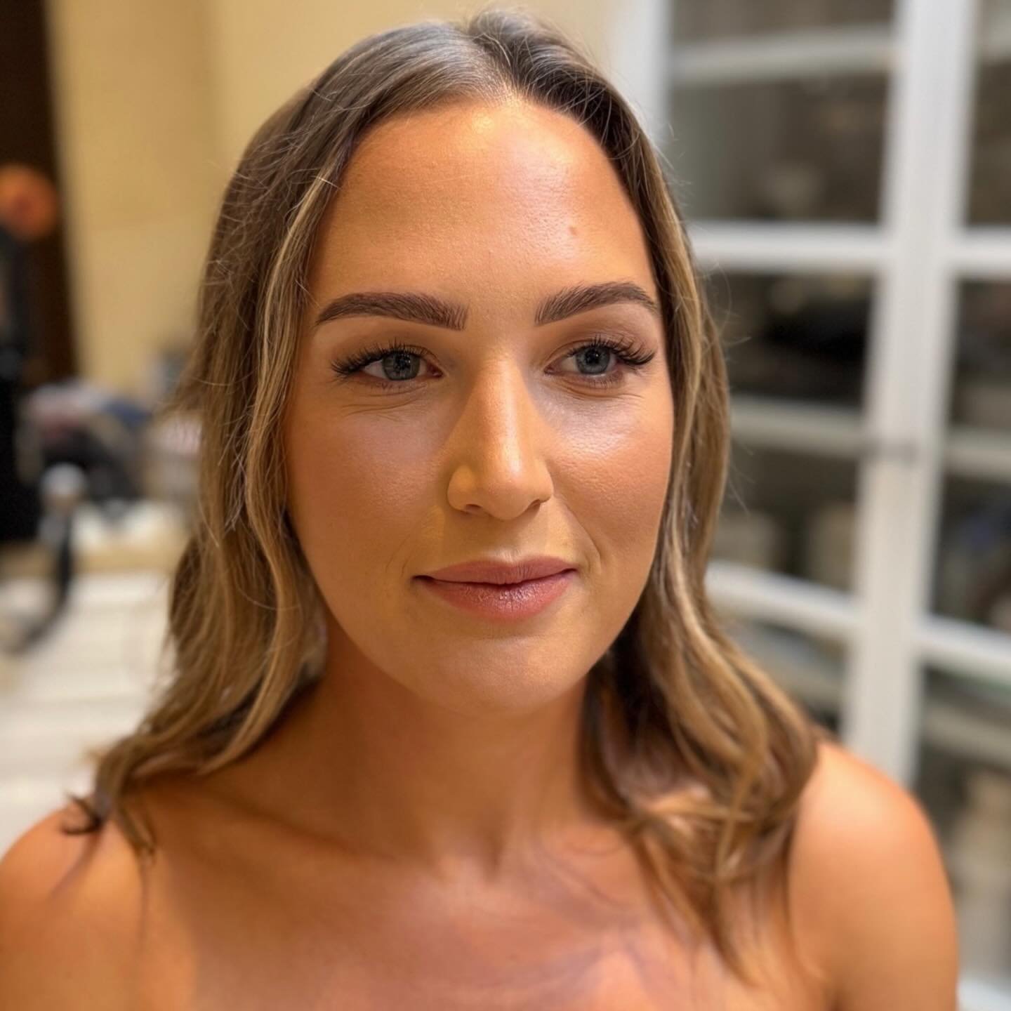 Natural make-up for a natural beauty! When you want to look effortlessly natural go for neutral tones! The perfect &lsquo;no makeup&rsquo; make up look! #makeup #naturalmakeup #makeupartist #makeupartistsurrey #surreymakeup #surreymakeupartist #surre