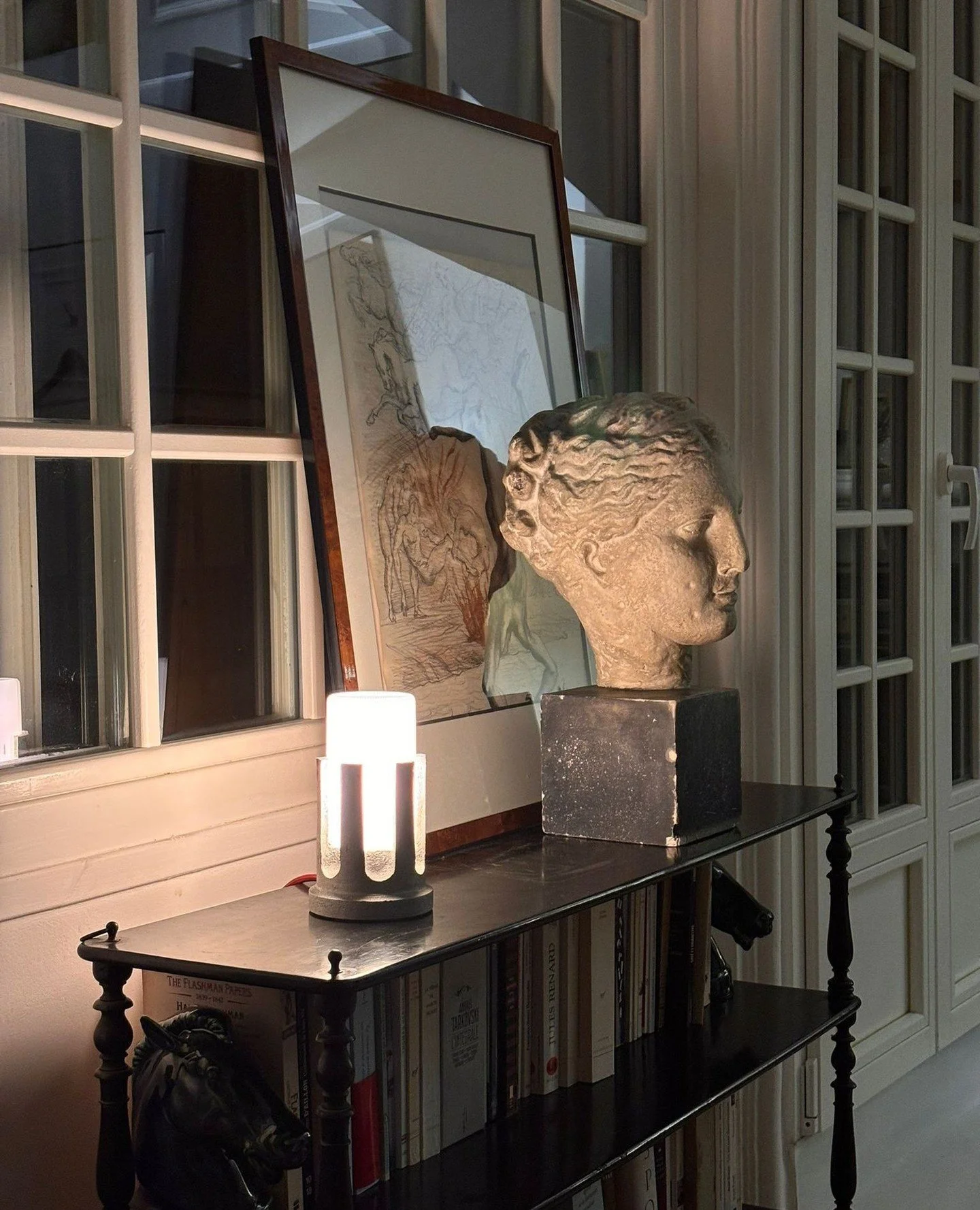 Crafted to anchor a space, quietly commanding attention.⁠
⁠
The Bastion Table light is defined by balance. Solid form softened by warm light, precision elevated through thoughtful design.⁠
⁠
Rooted in architectural discipline and refined through craf