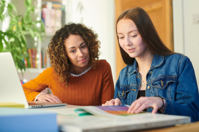 Online SAT tutoring and college prep in Chicago for high school students with personalized test prep and academic support.