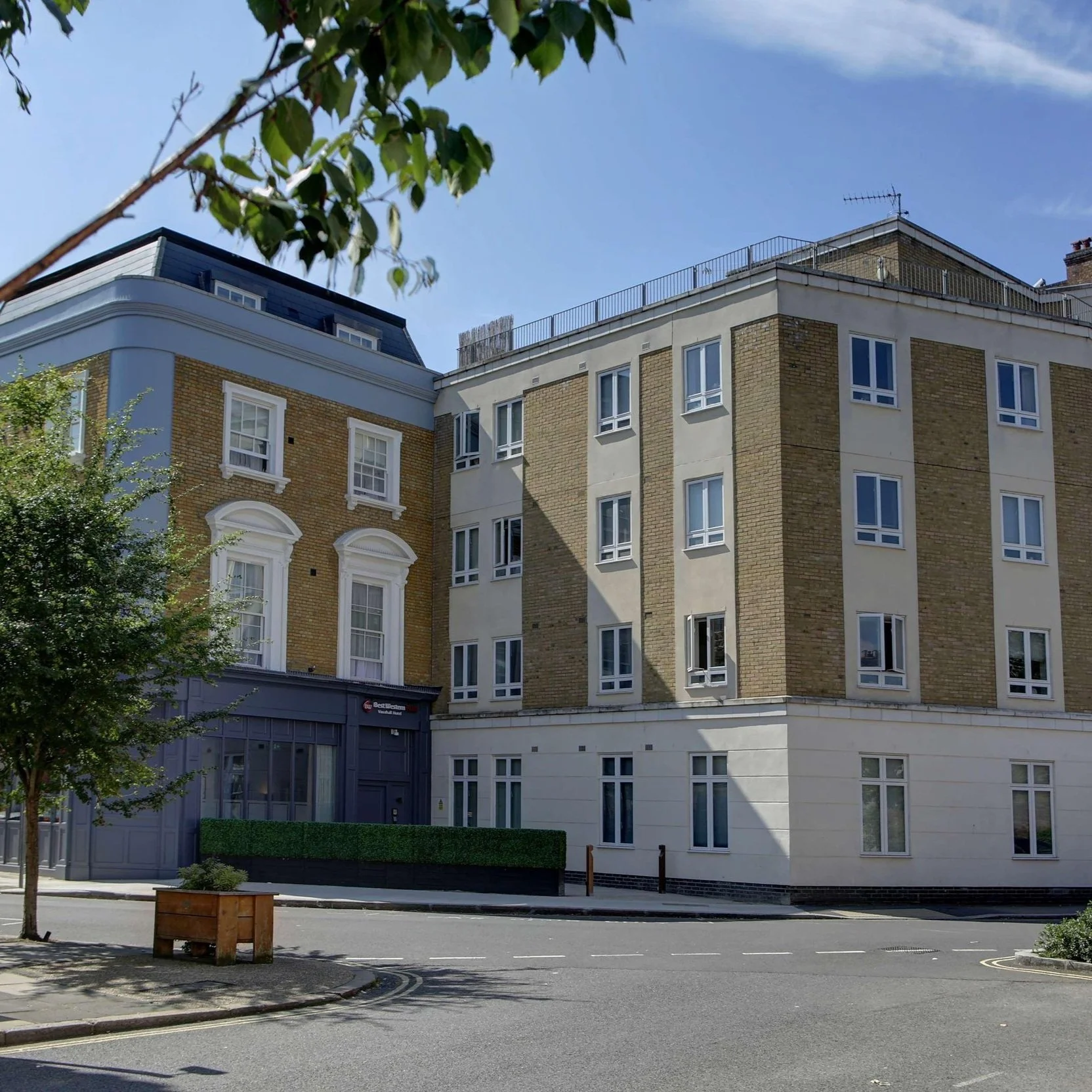 best-western-plus-vauxhall-hotel-london-pic-1.jpg