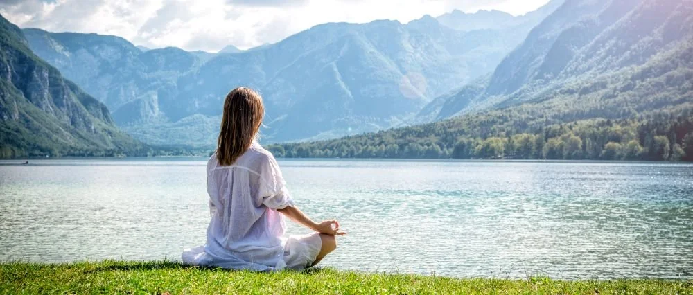 In der Ruhe liegt die Kraft – So finden Frauen zu ihrer inneren Mitte