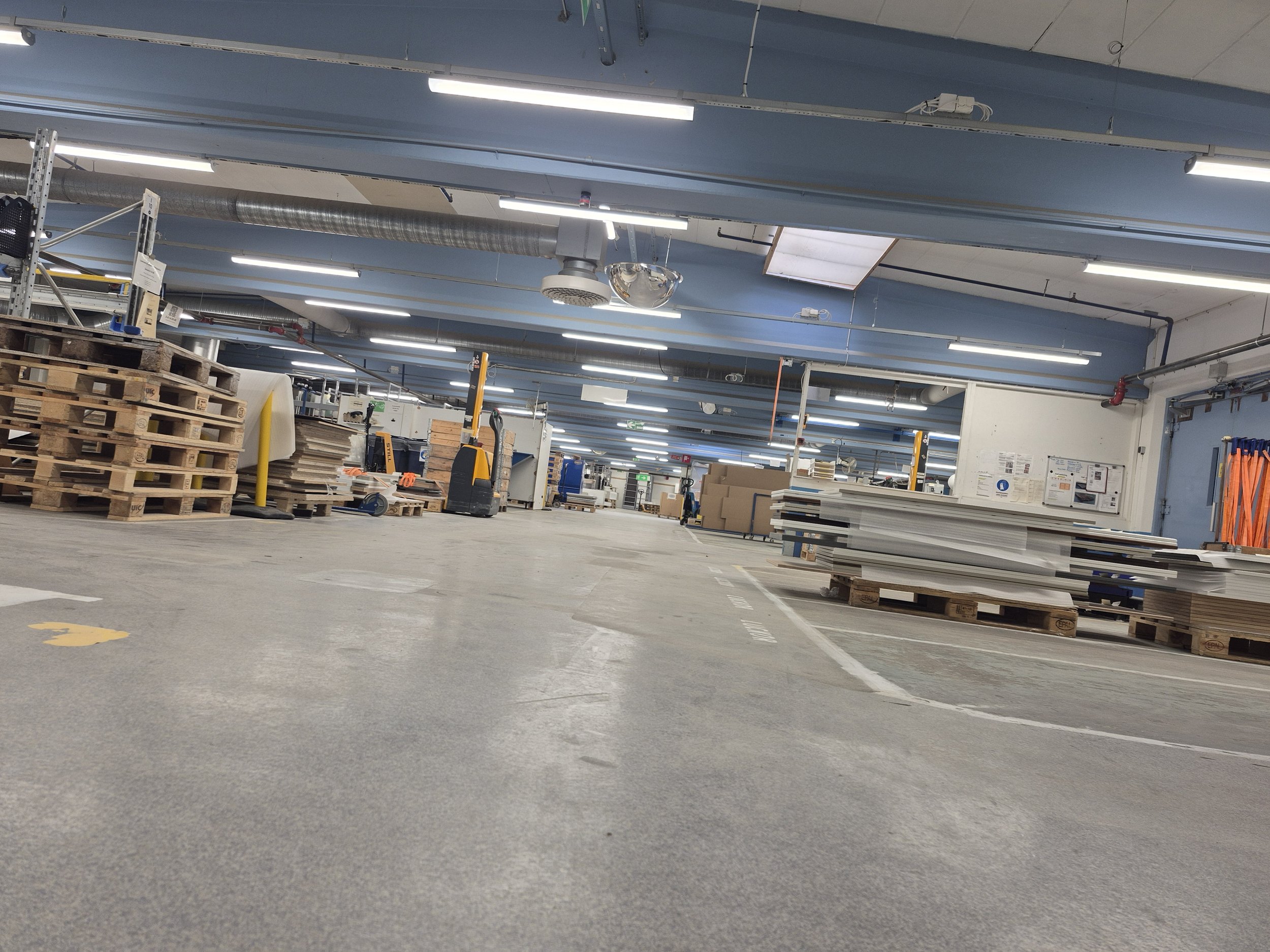 SH-LED industribelysning i Ballingslövs avsyningsavdelning