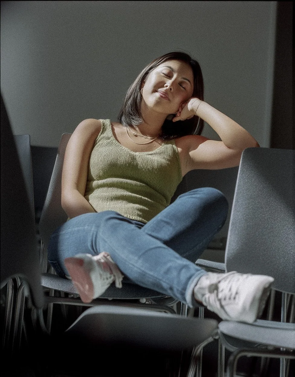 Garden Party Portrait AI 343.jpg