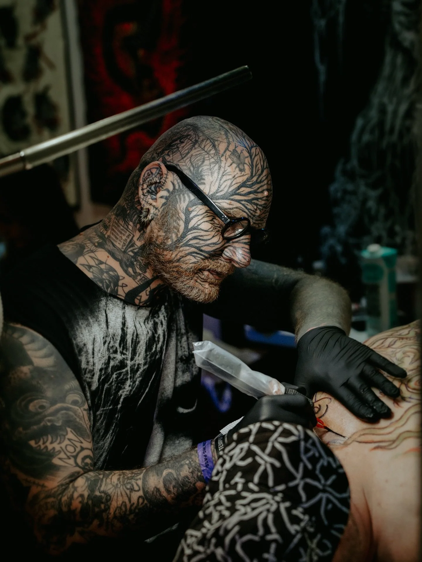 More moments from today ⚔️

⛓️OVER 350 OF THE WORLD&rsquo;S BEST ARTISTS
⚔️OUTDOOR HEAVY MUSIC FESTIVAL
💪STRONG MAN COMPETITION 
🏍️ RARE MOTORCYCLES &amp; HOTRODS
🗣️TATTOO TALKS AND SEMINARS
🖼️ ART EXHIBITIONS
🍔 FOOD TRUCKS

BUILT BY ARTISTS, DR