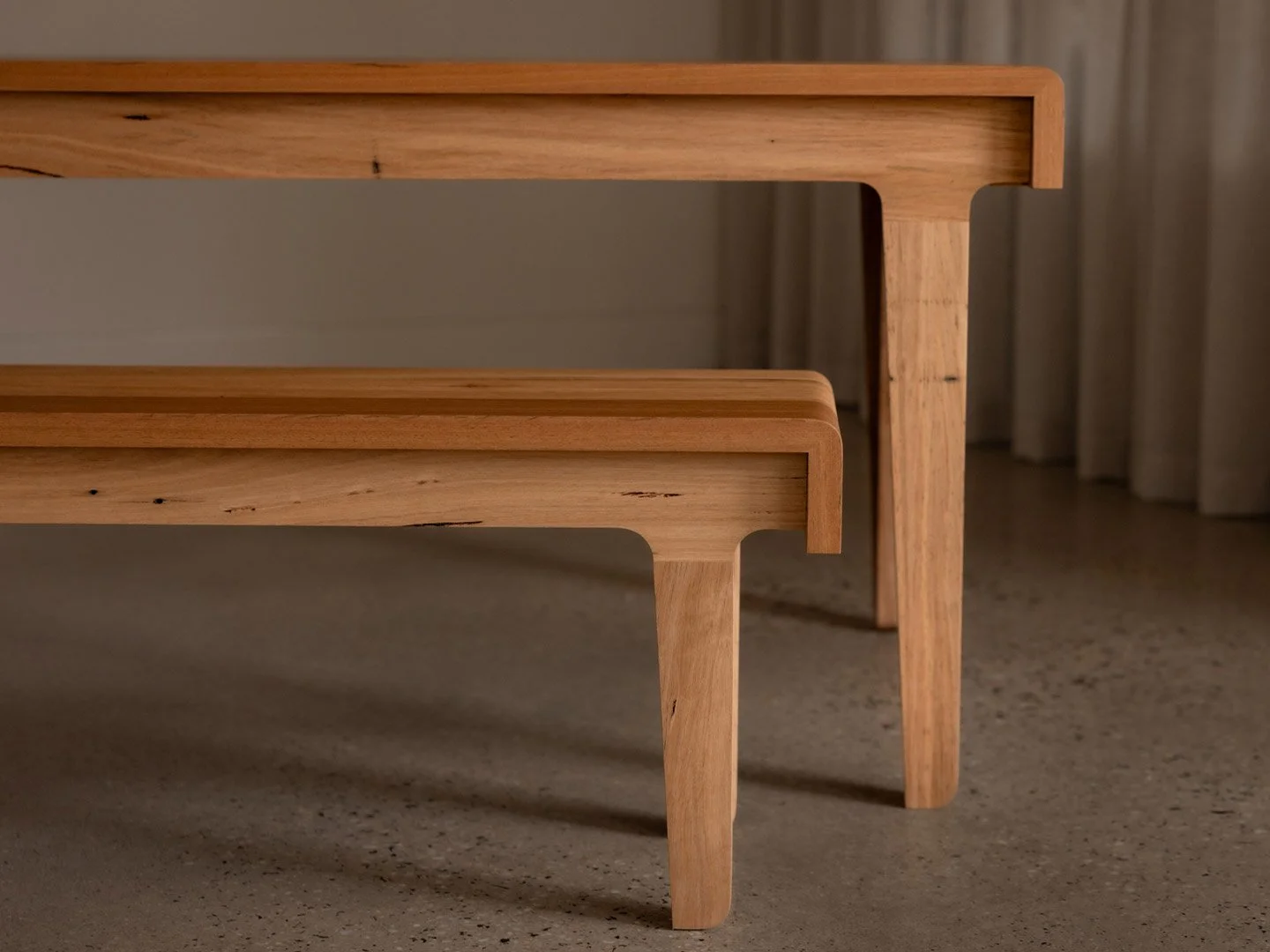 australian-reclaimed-wood-grove-bench-03.jpg