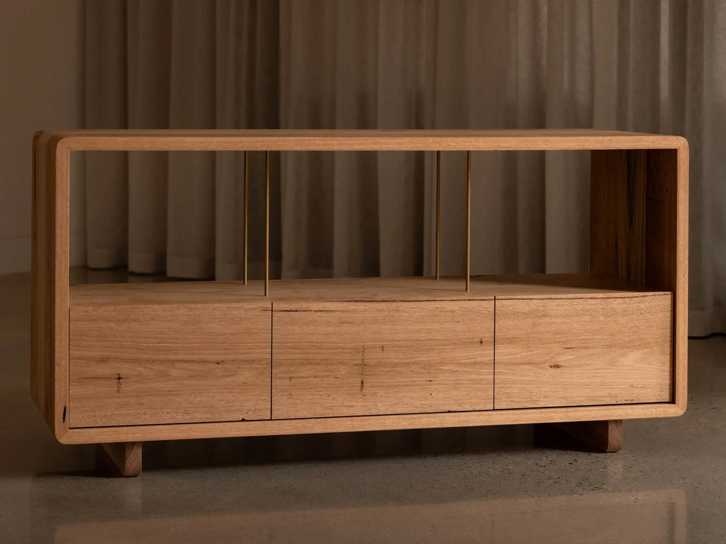 reclaimed-wood-leo-record-player-station-front-05.jpg