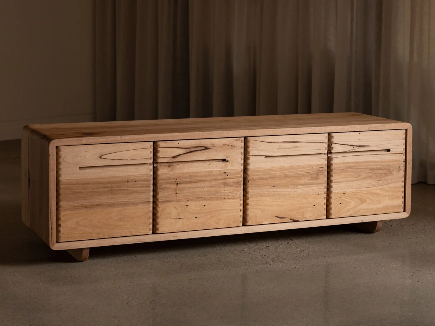 australian-reclaimed-wood-drift-low-cabinet-06.jpg