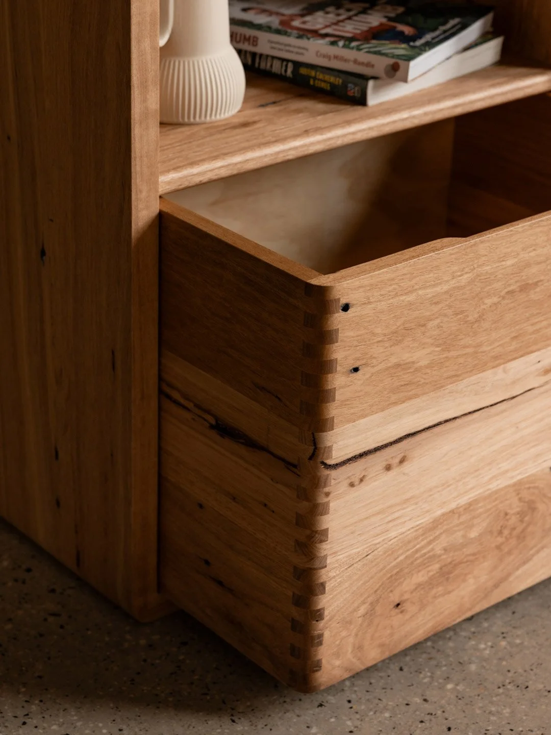 australian-reclaimed-wood-drift-book-shelf-draw-detail-07.jpg