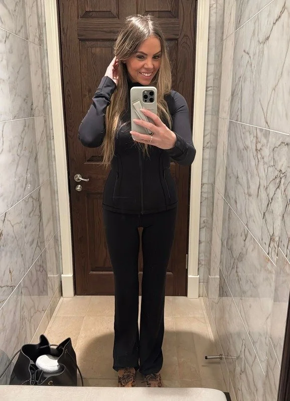 Anna Coulson
At 47, I feel like a completely different person. Bryony didn’t just help me become stronger physically, she changed the way I speak to myself and the standards I set for my life. She taught me discipline through kindness, confidence thr