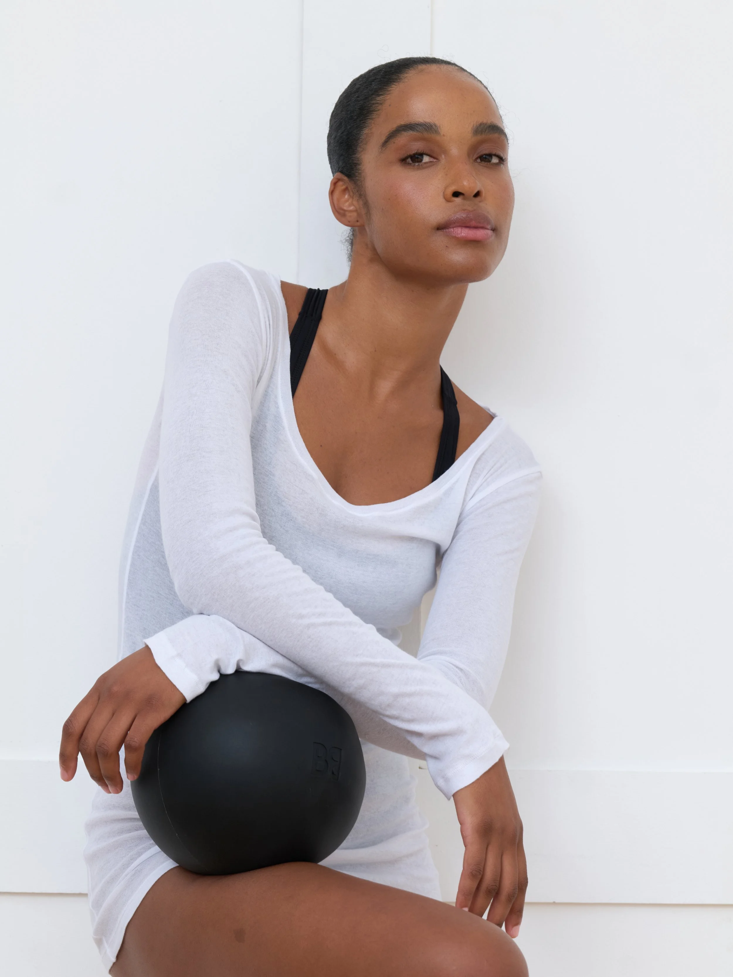 RESTORE
Slower, low-impact classes designed to release tension, improve mobility and gently restore your body when you need a more nurturing practice.