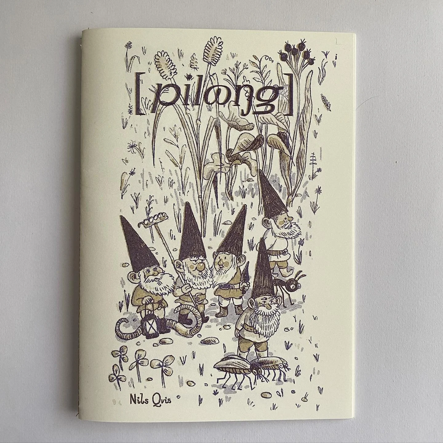 [pilɷŋg] zine #4 av Nils Qvis
samling 1/22

Ett tr&auml;dg&aring;rdsmagasin!

language: swe
spr&aring;k: svenska