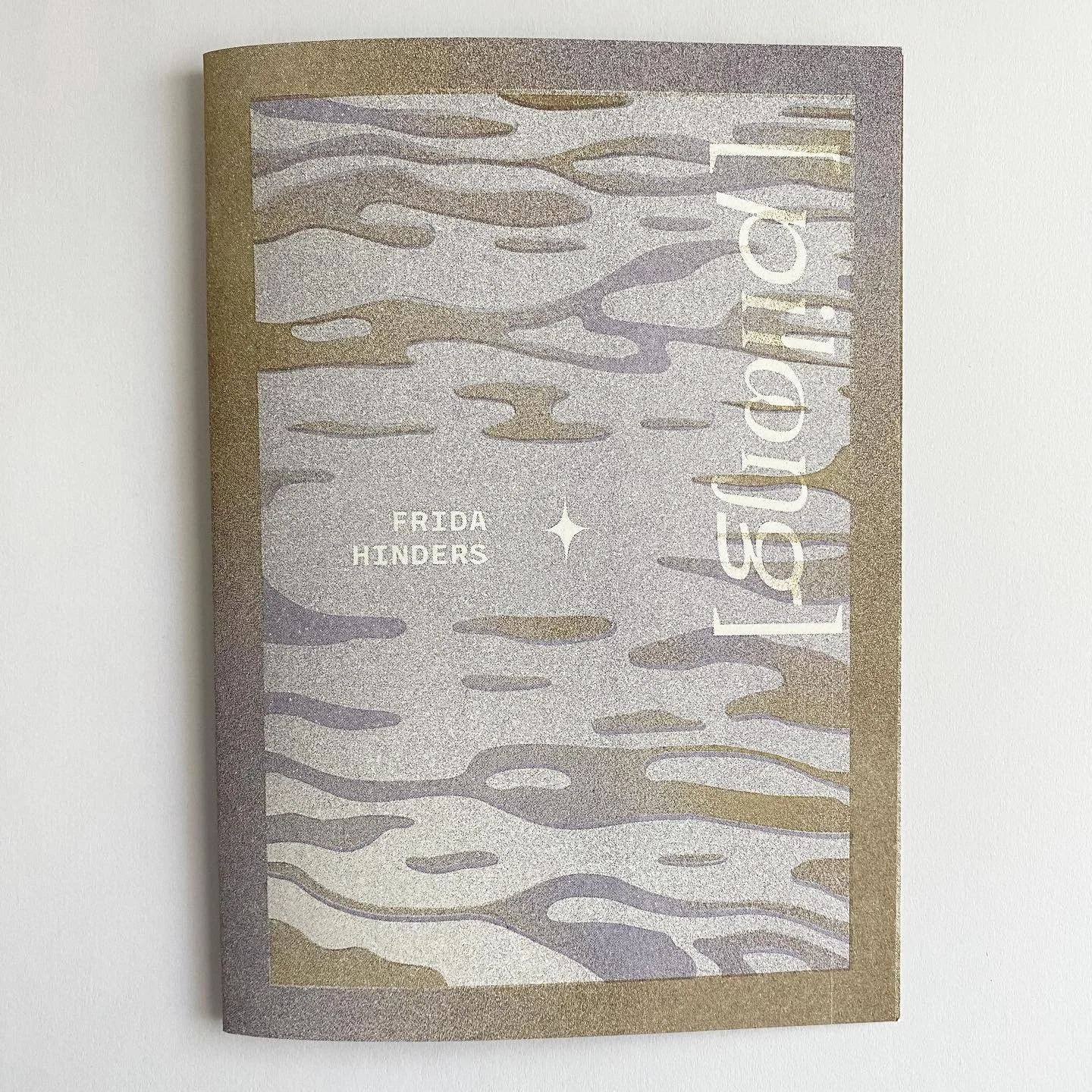 [pilɷŋg] zine #3 Frida Hinders 
collection 1/22

Artist statement:

My zine is a short reflection on the feeling that your life is a movie, also called derealization.

How it can feel like you're just following a script that you haven't even read. Yo