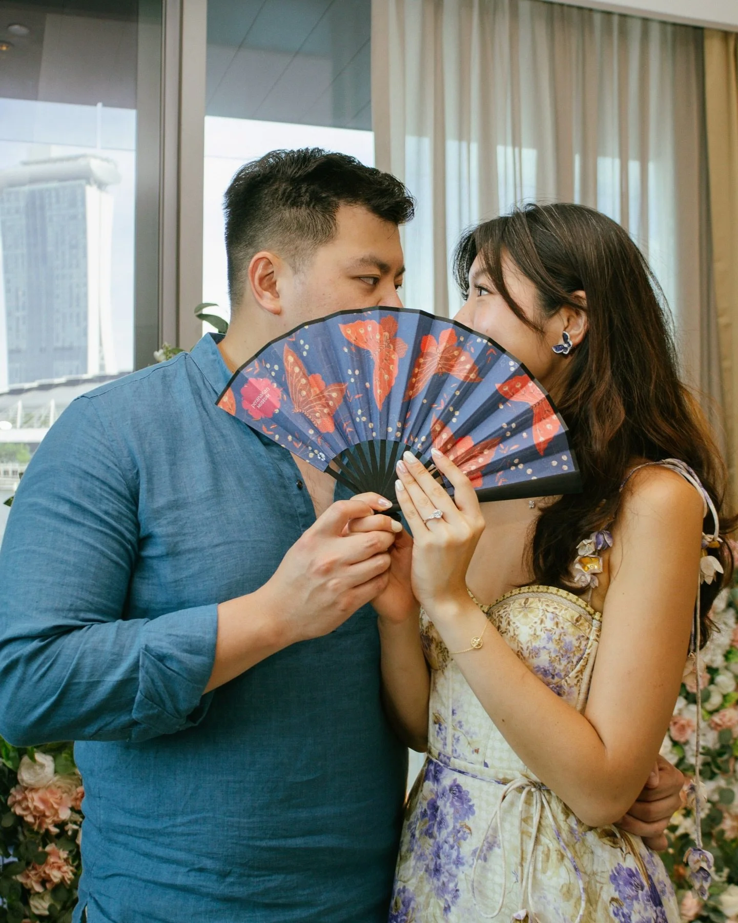 R &amp; K proposal 🥹💕

they known each other and been together for 3 years so R decided to pop the question and now they are engaged ! Congrats to the couple 💖 

Styling florist : @style.it.simply