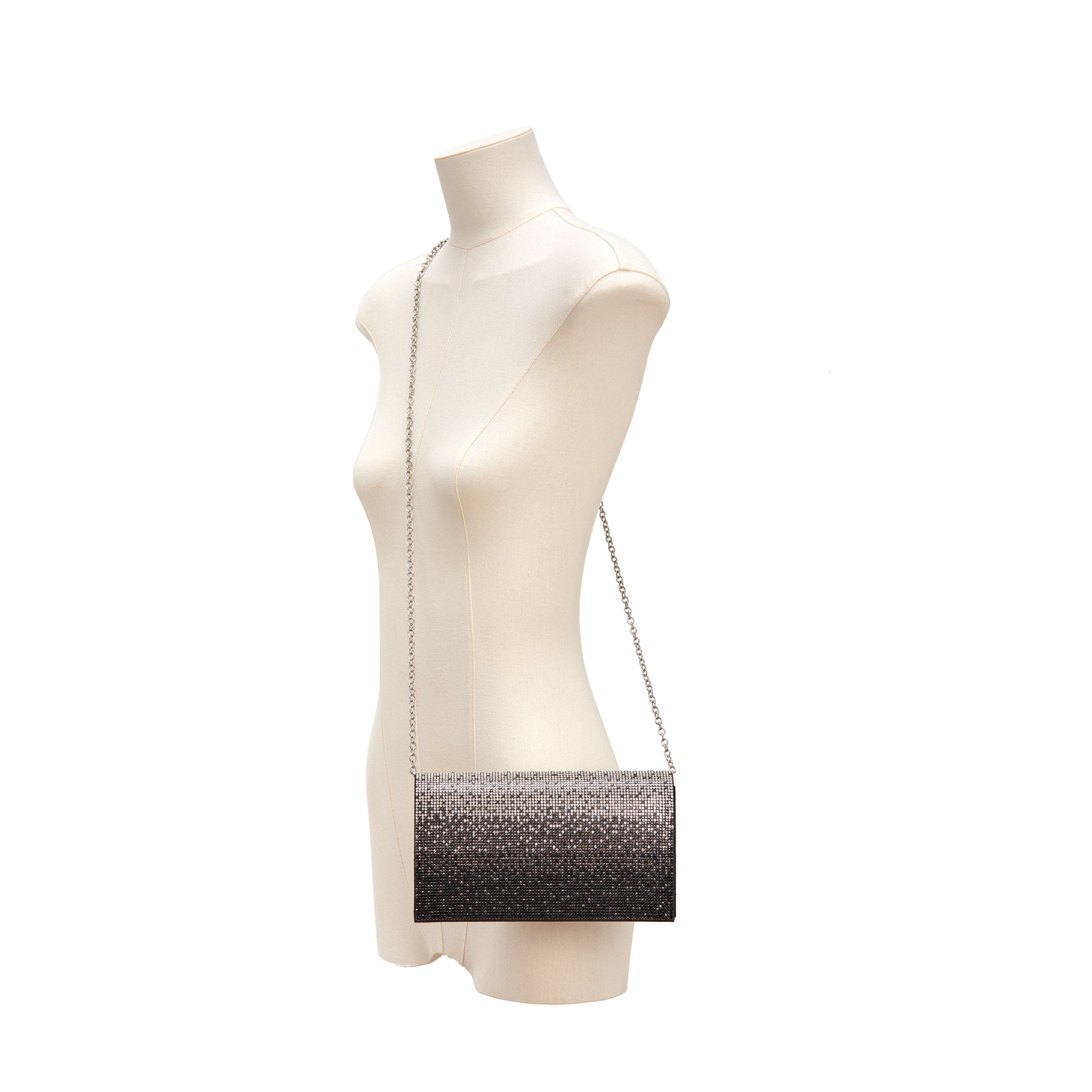 SUE BAG BLACK Mannequin.jpg
