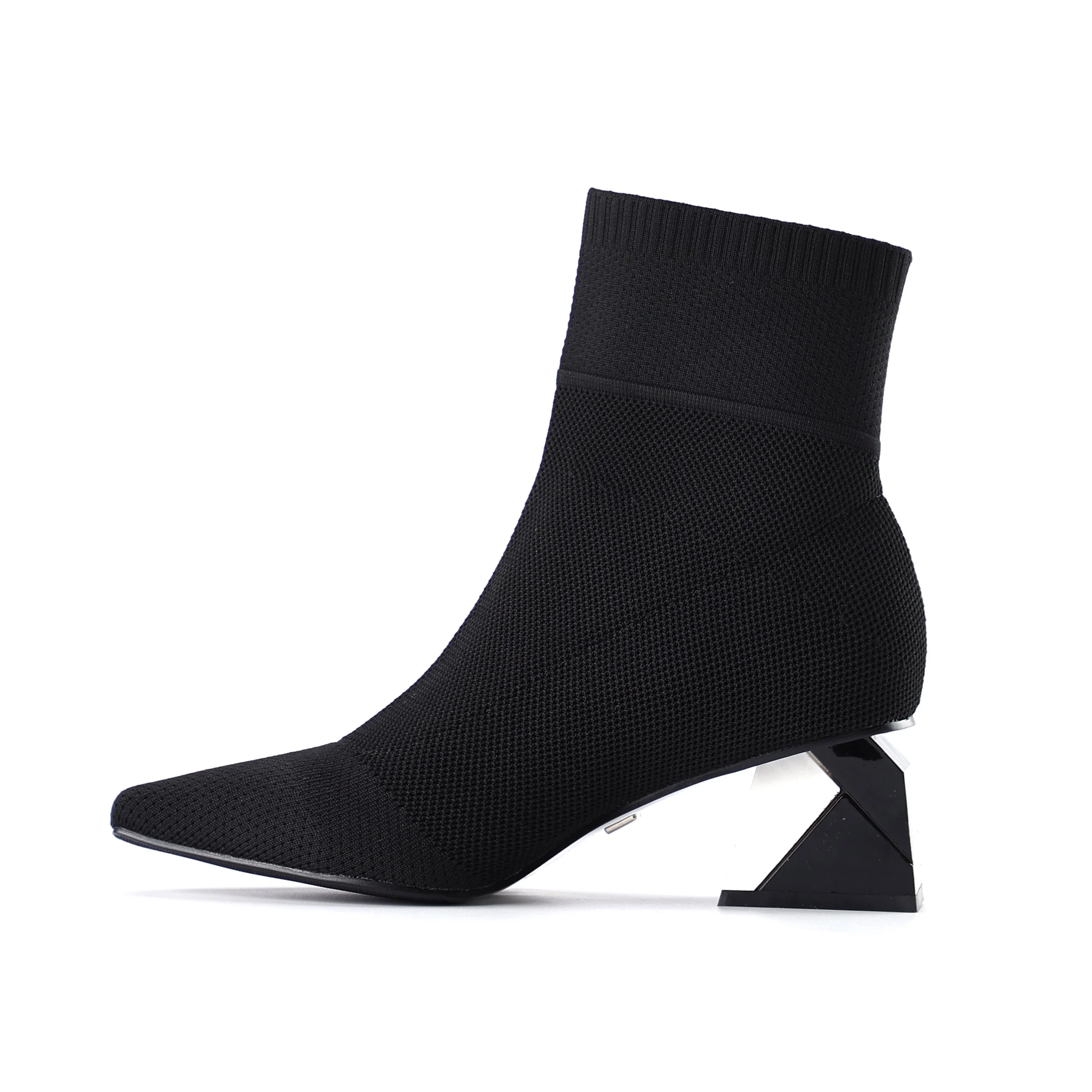 SIDNEY BLACK Inside.jpg