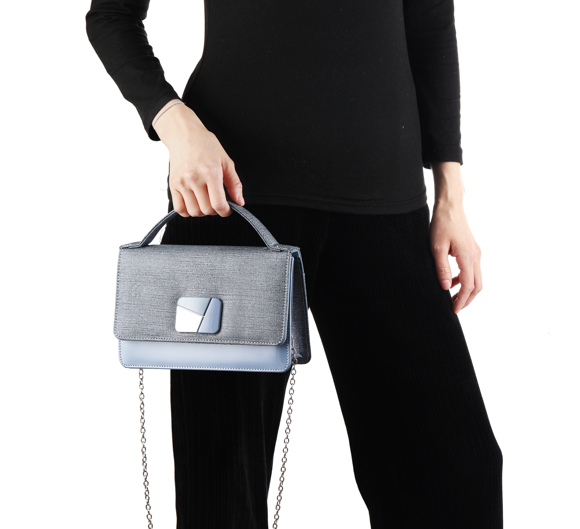 SALLY BAG DENIM Model.png