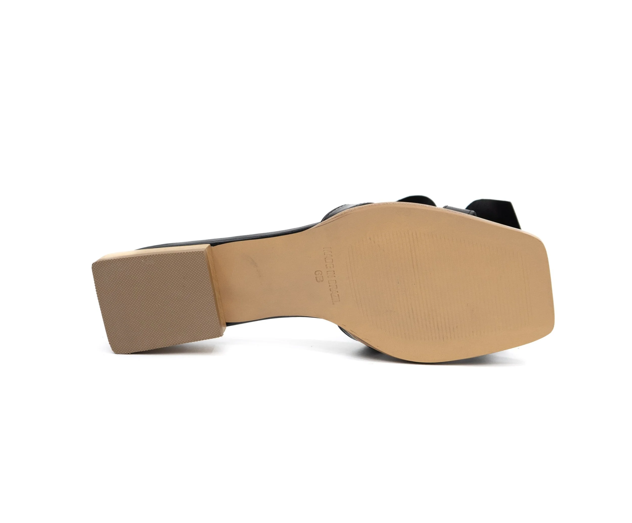 BLOSSOM BLK Outsole.jpg