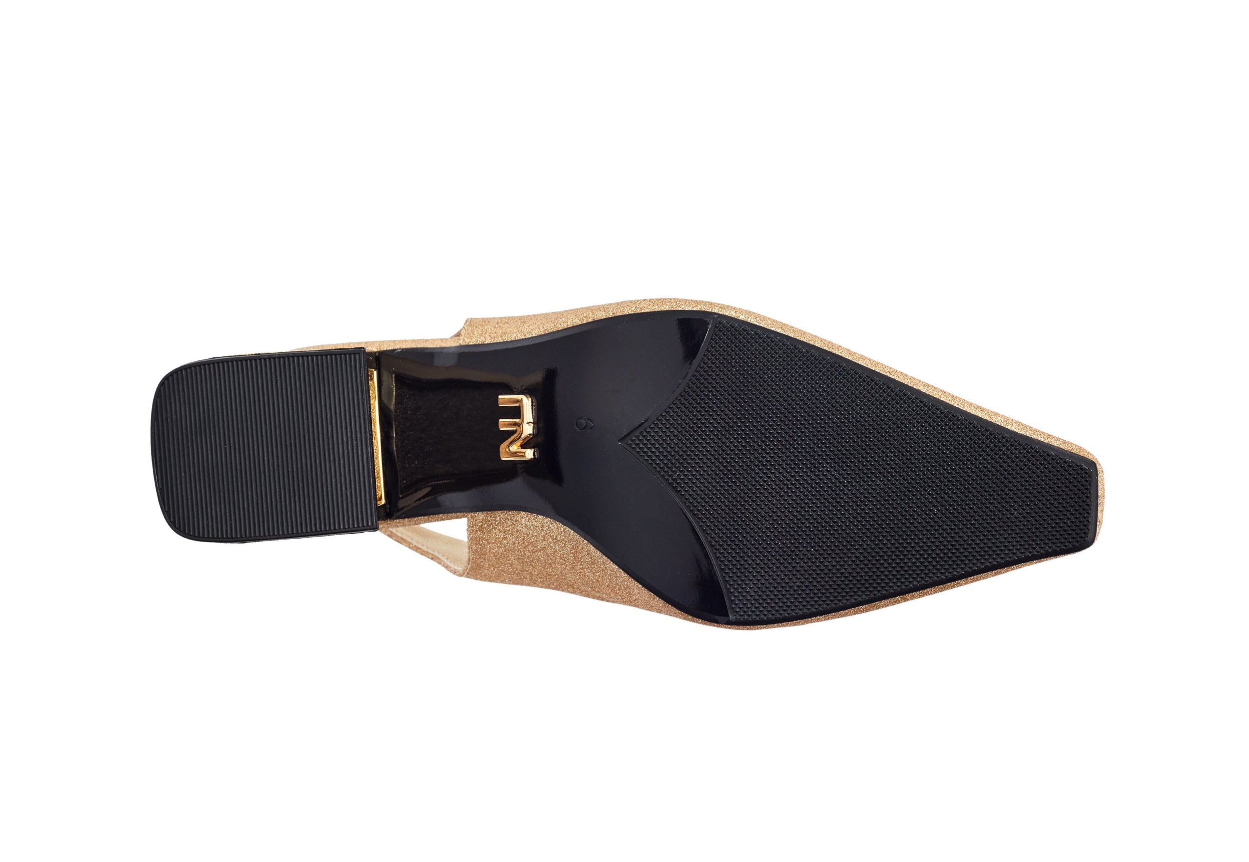 BOCA GOLD Outsole.jpg