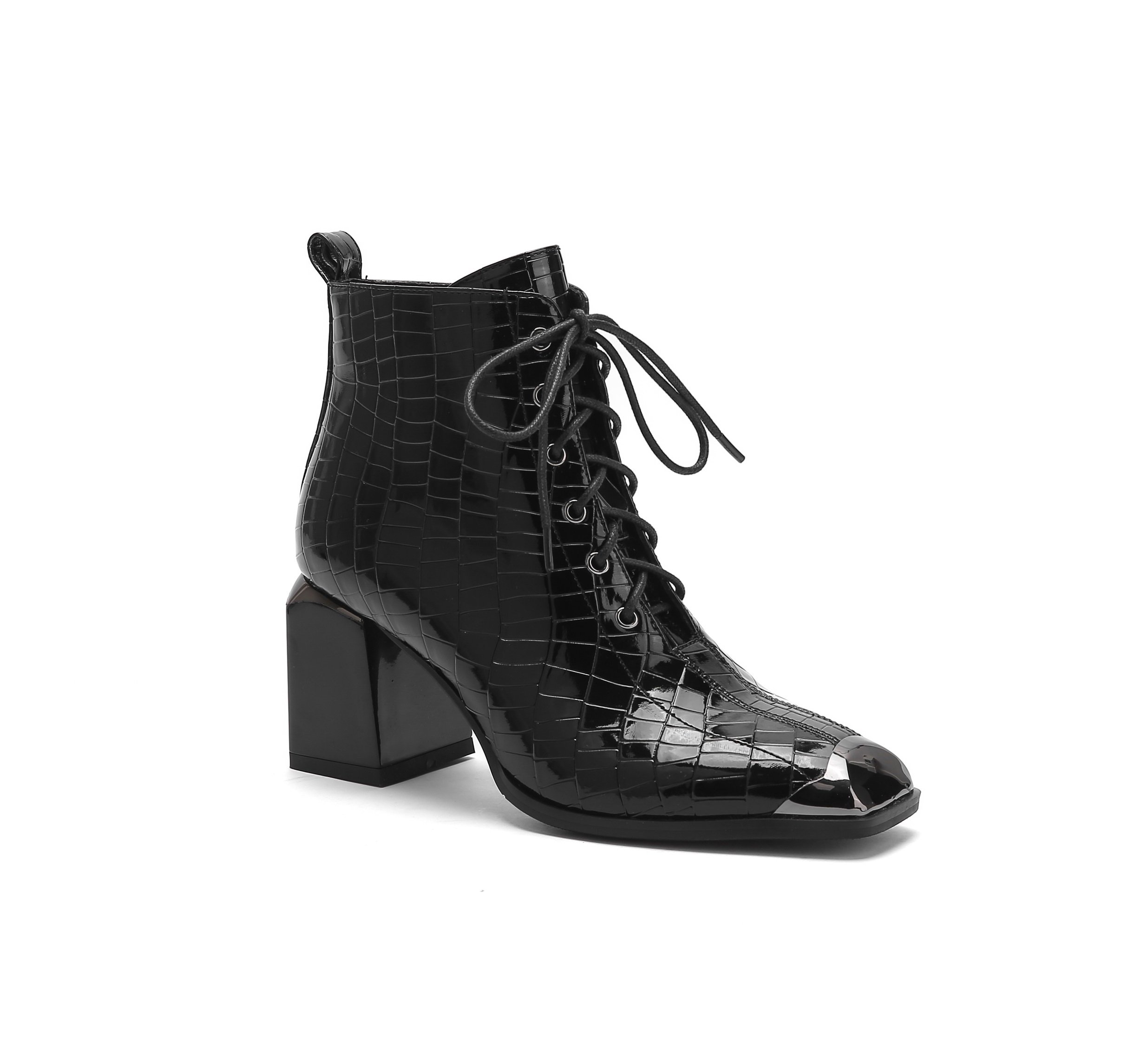 FANTASTIC BLACK