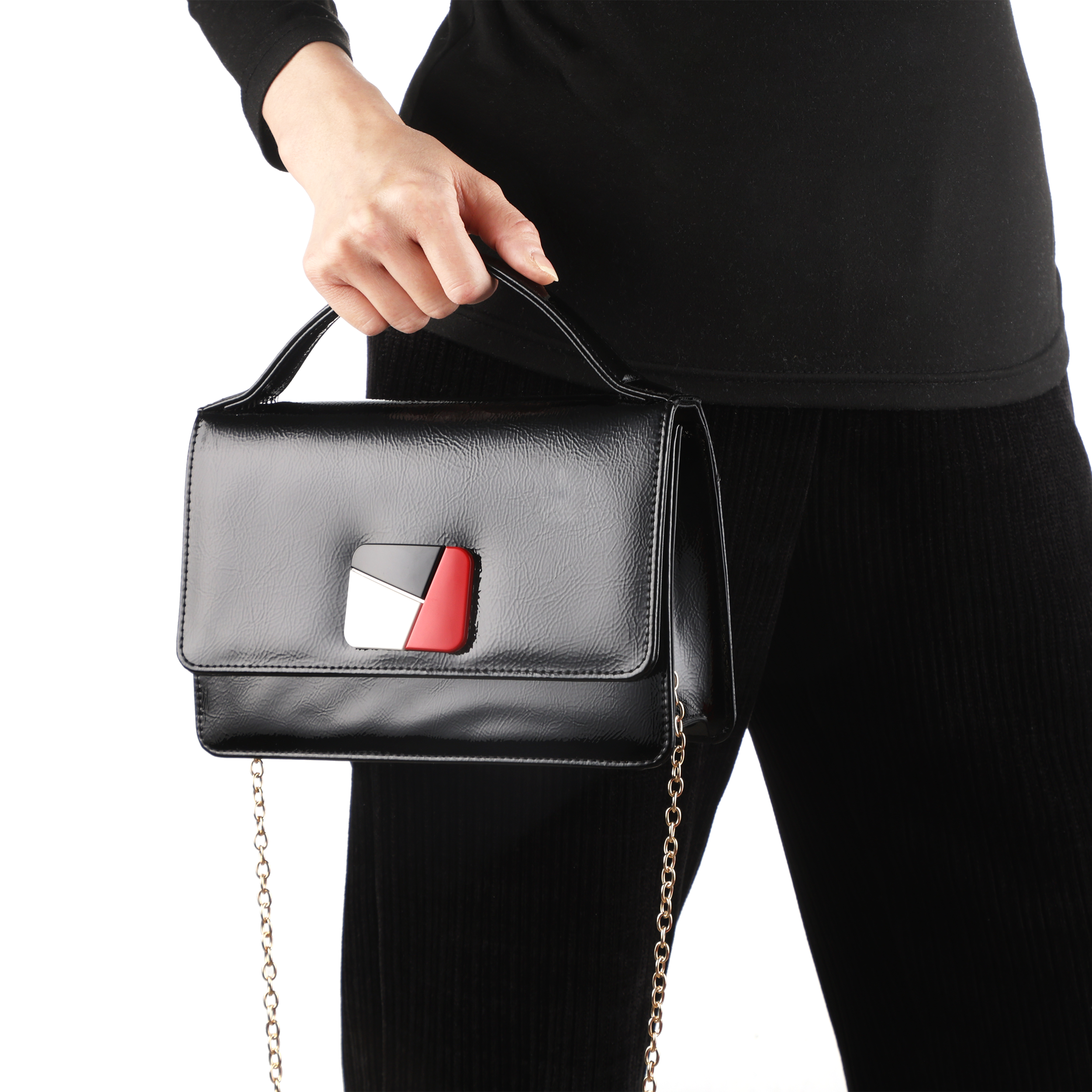 SALLY BAG BLK Model.png