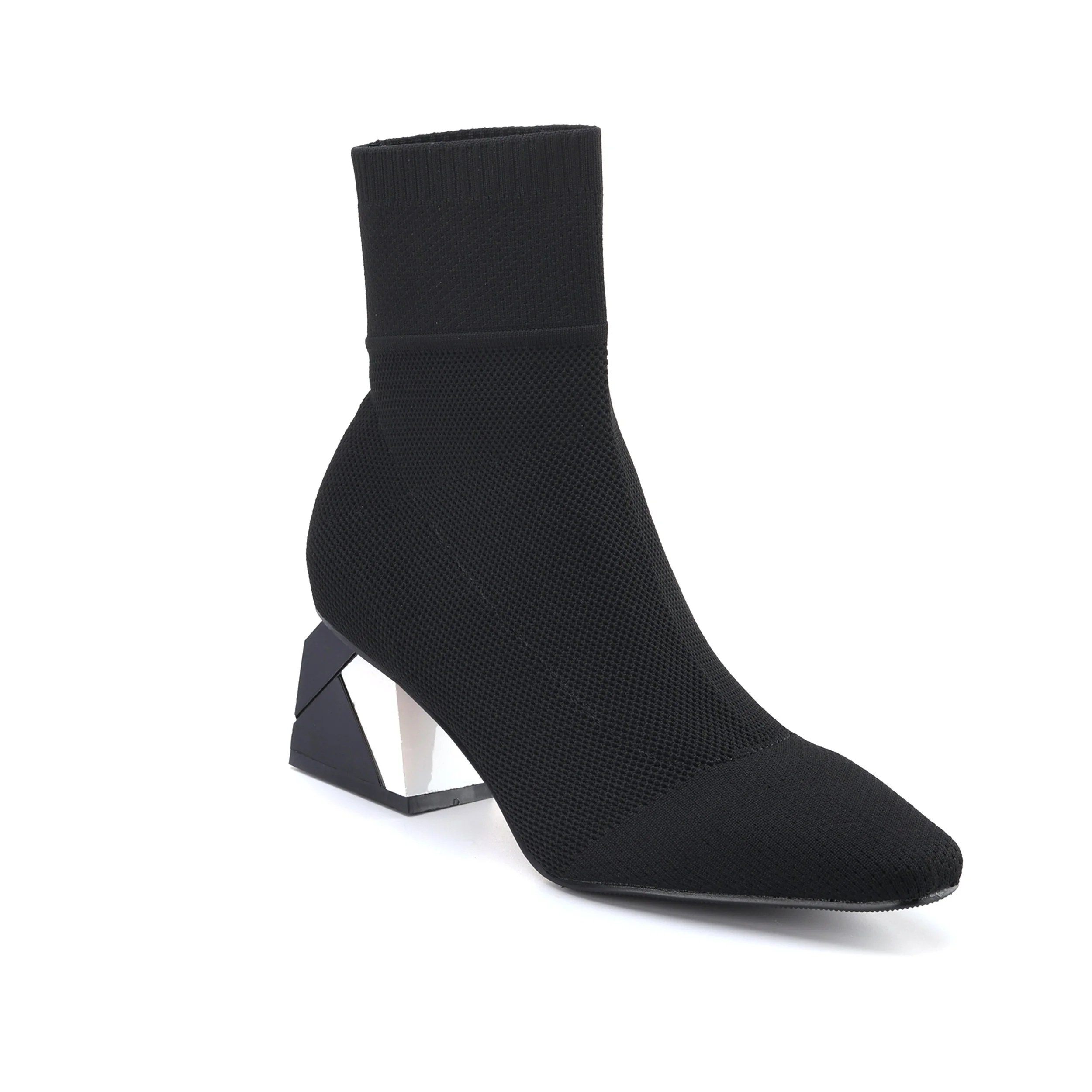 SIDNEY BLACK Hero View.jpg