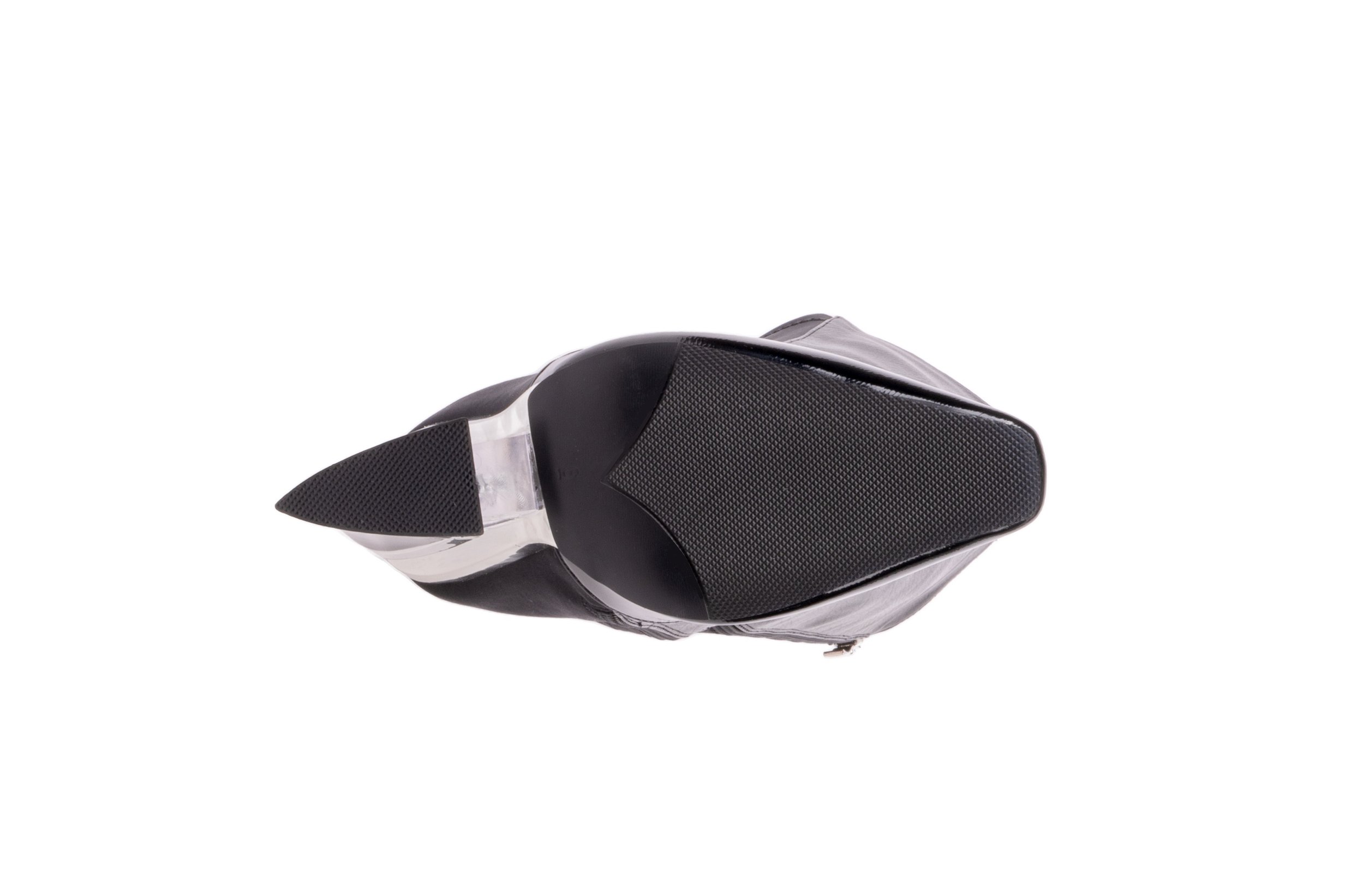 VILLA BLACK Outsole.jpg