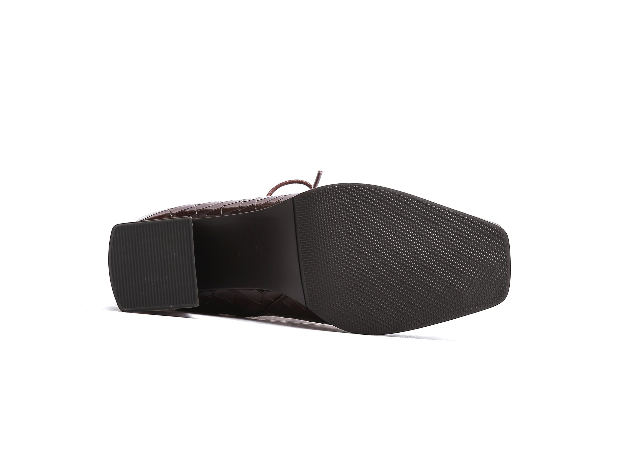 FANTASTIC BRN Outsole.jpg