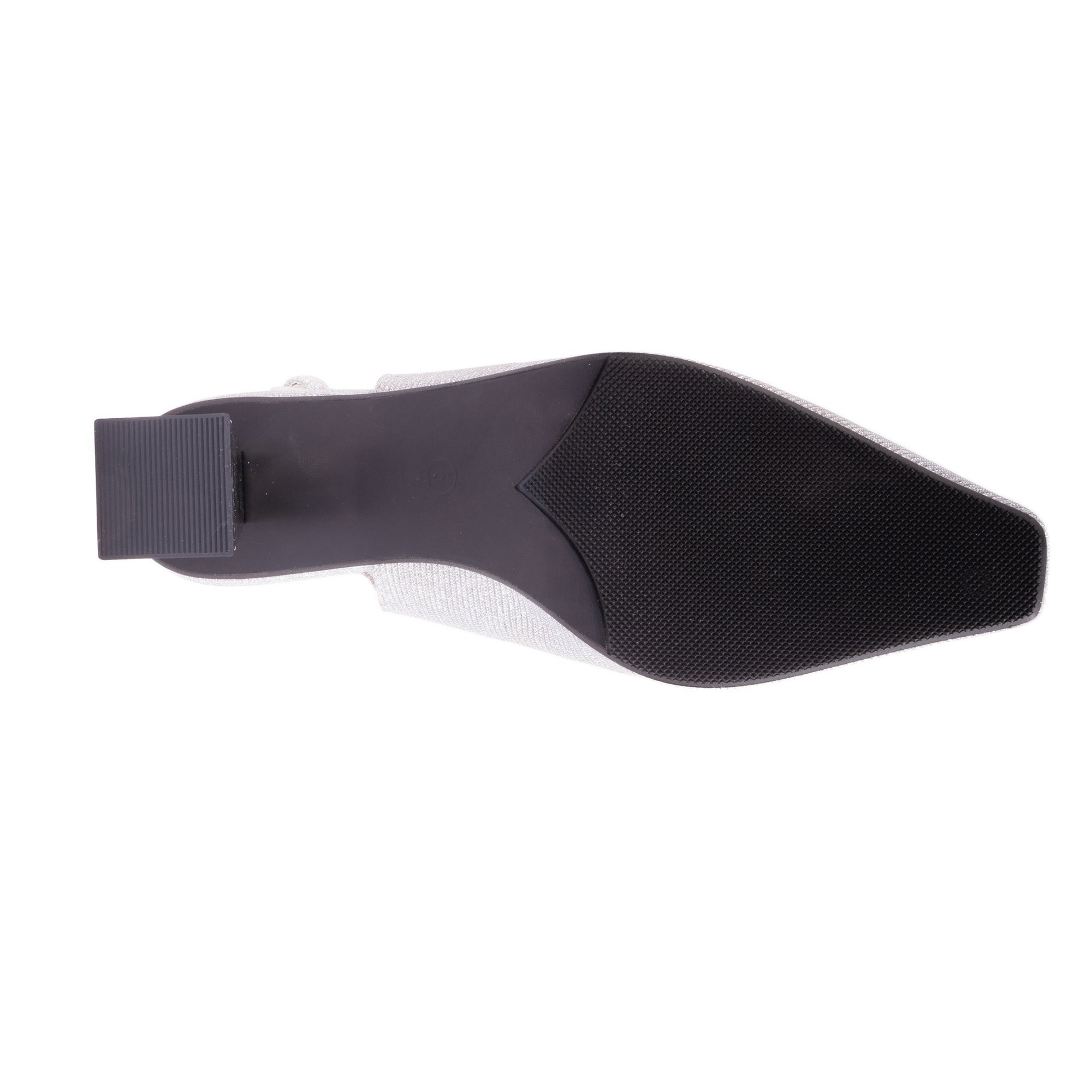 RUBY WHITE Outsole pp.jpg