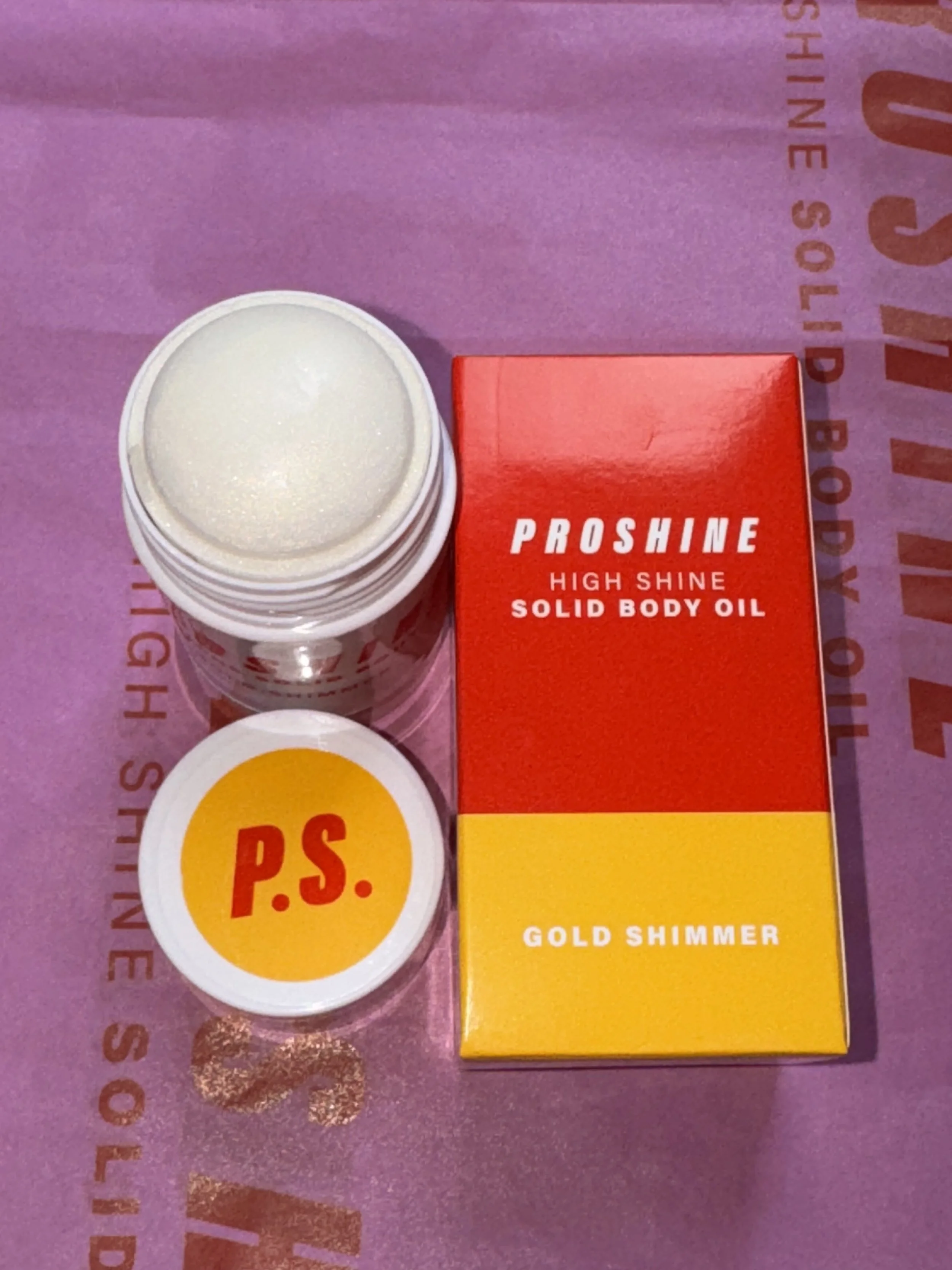 GOLD SHIMMER: NOT JUST FOR THE BODY