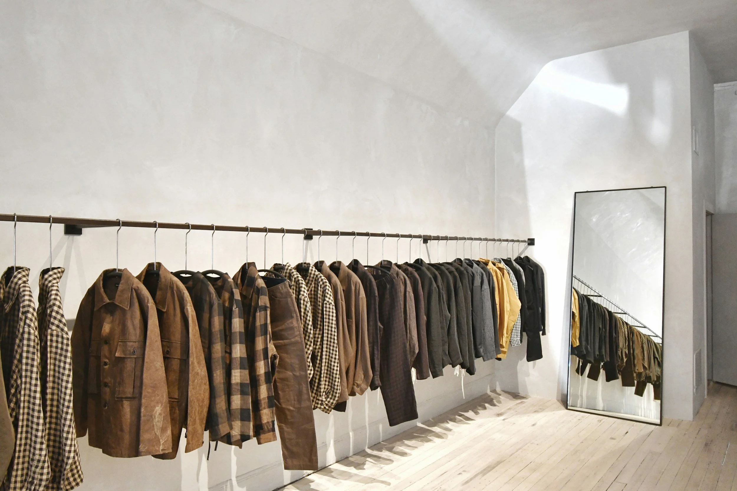 SWAP THING: A Community Clothing Swap