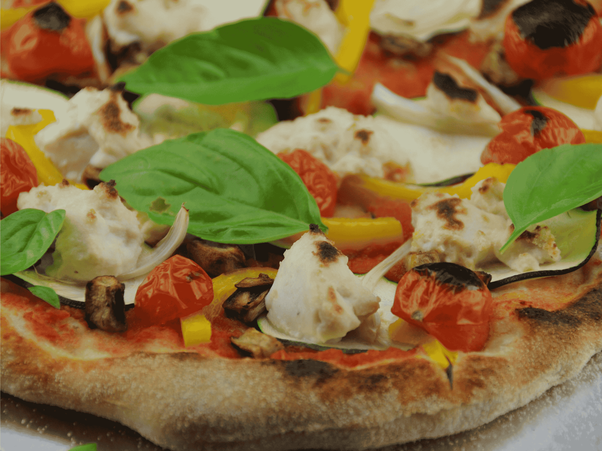 primavera-pizza-cashew-mozzarella.png