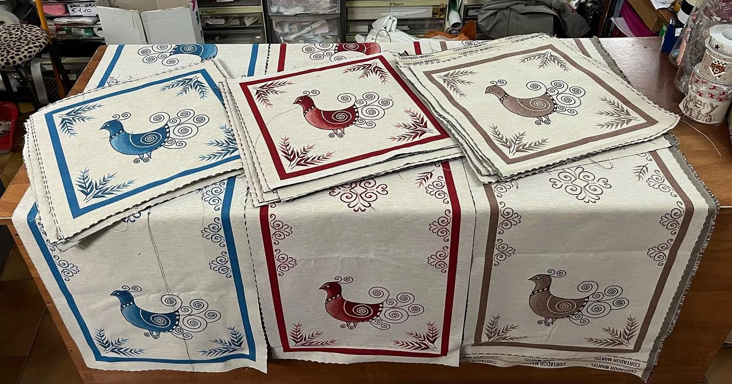 Nuovi arrivi 🥳😍😍 
#gobelin#pavoncella#runner#fridakahlo#tessuti