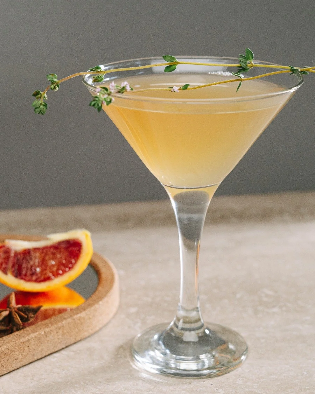 The holidays might be behind us, but great drinks are still ahead 🍸

#sippingprettykc #mobilebar #seasonalsips #kccorporateevents #kansascityevents #kcevents