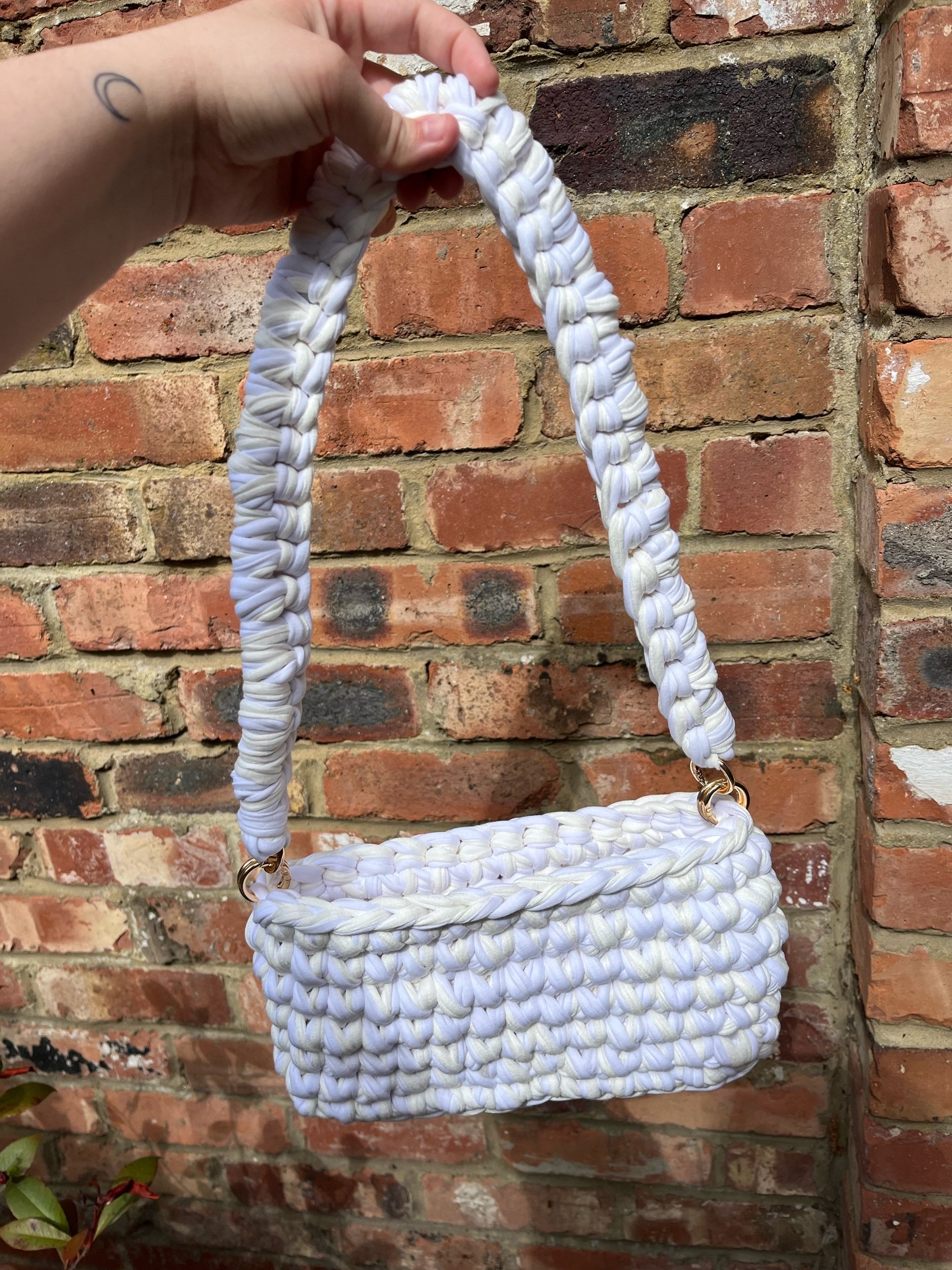 The Amelia in white and cream