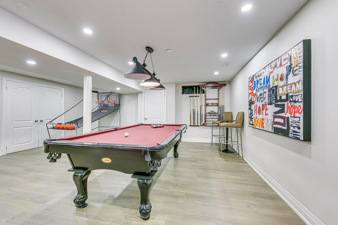 Another Airbnb 🤩

This house was already operating as an Airbnb, though it didn&rsquo;t have many paintings and decor, and the basement had a sofa and projector only.

Lounge Life Properties came in, added an extra bedroom, more decor and really bro