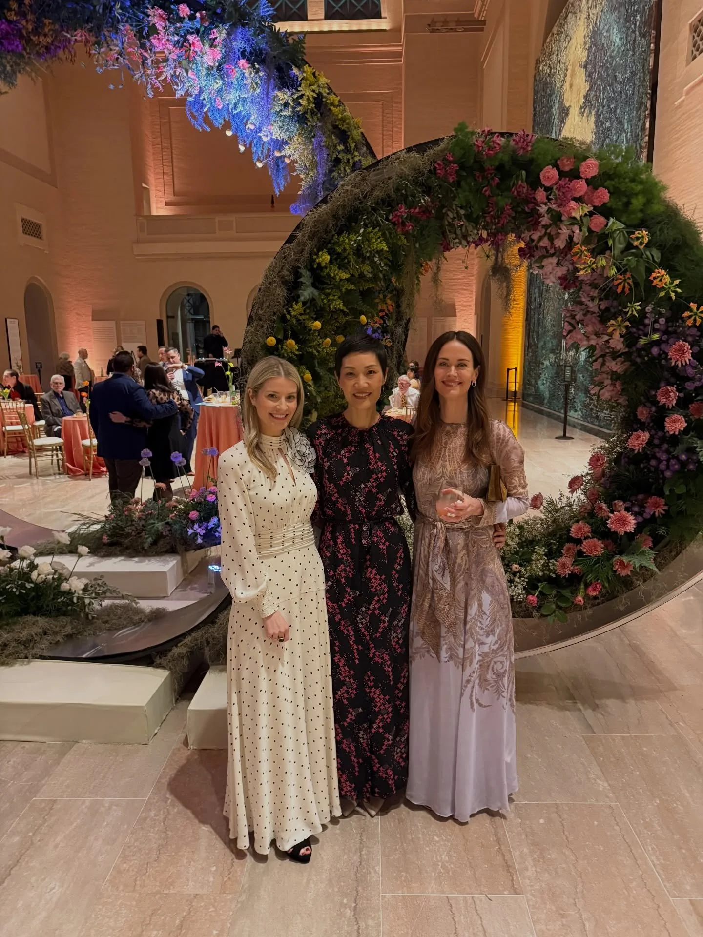 Art in Bloom always makes this time of year brighter and bloomier 🌸 It&rsquo;s the busiest at the museum through the weekend thanks to the 30+ floral designers who make it what it is and so appealing&hellip; not to mention a milestone year celebrati