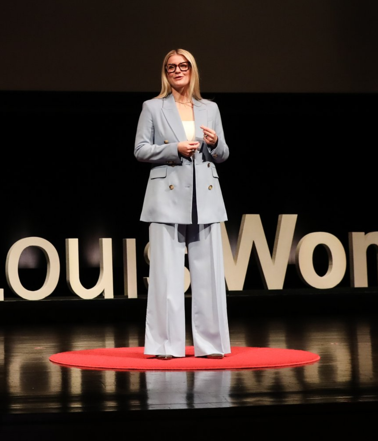 Inspire your audience with speaking services from Laura K. Sawyier