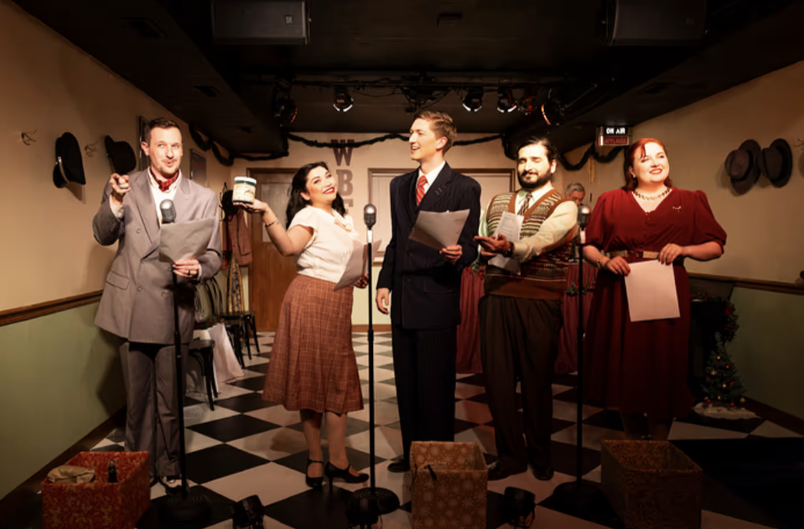 IT'S A WONDERFUL LIFE (A RADIO PLAY) - Oil Lamp Theater (photo by Gosia Matuszewska)