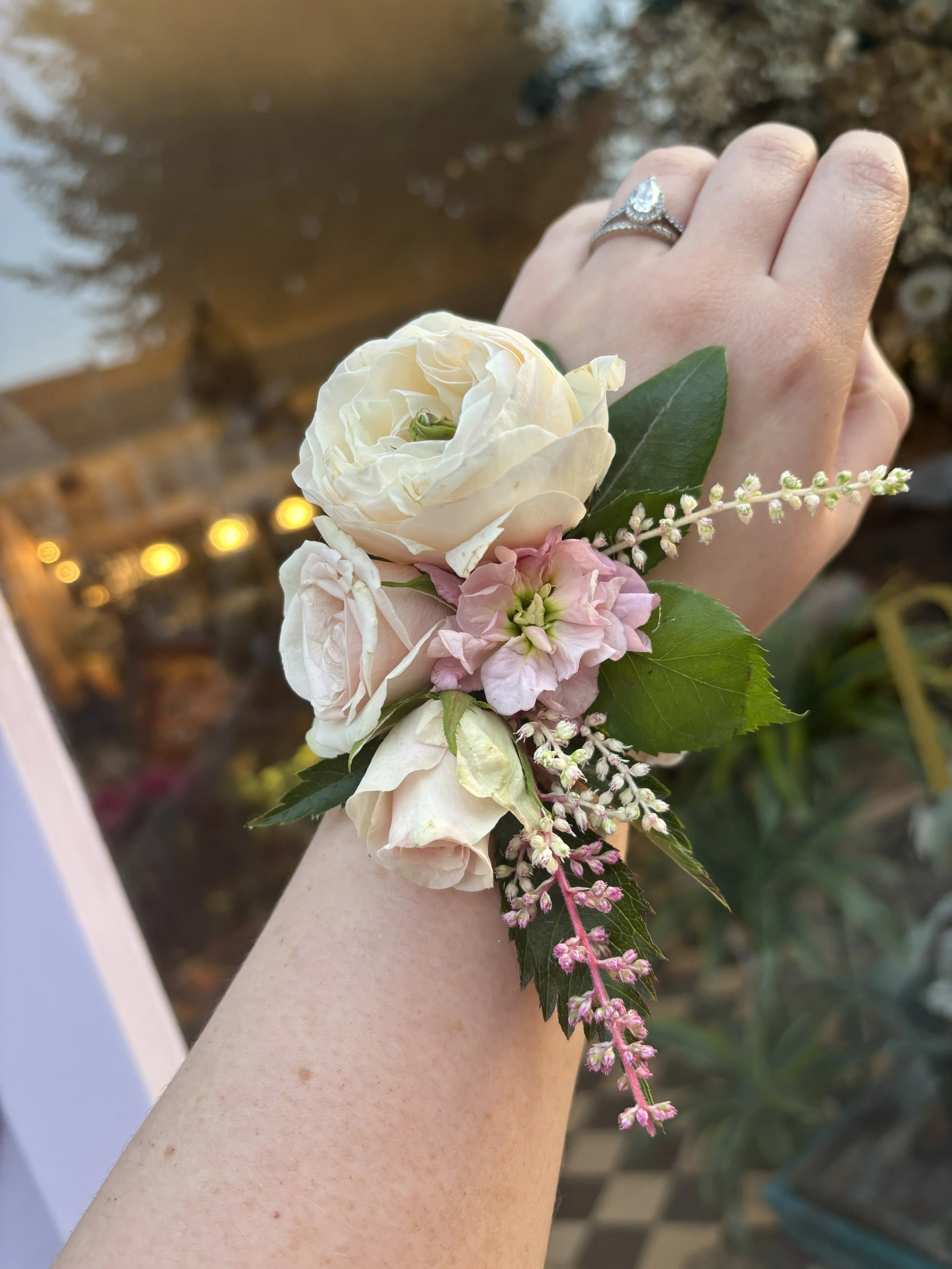 Wrist corsage